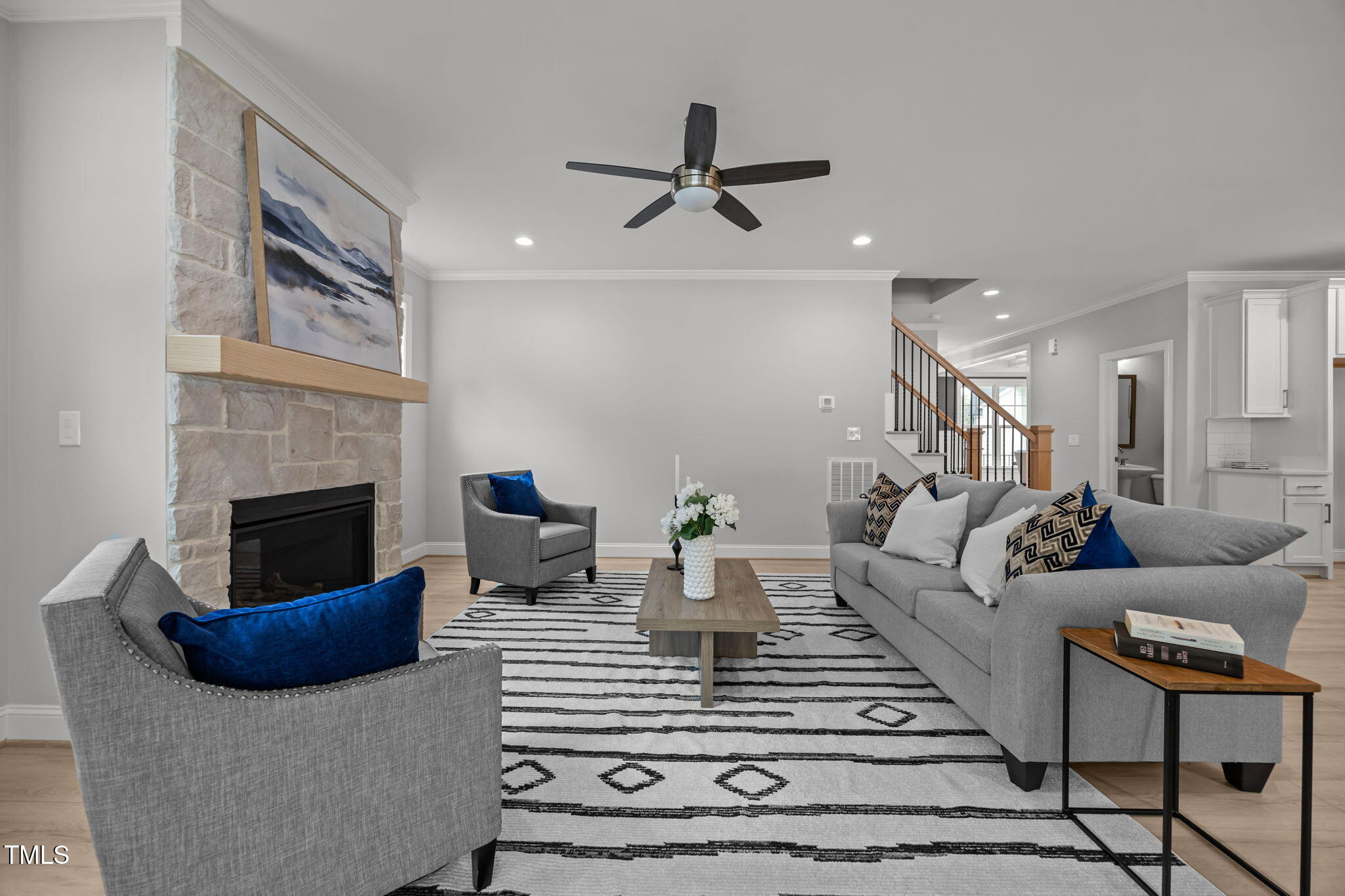2625 Silver Gate Court