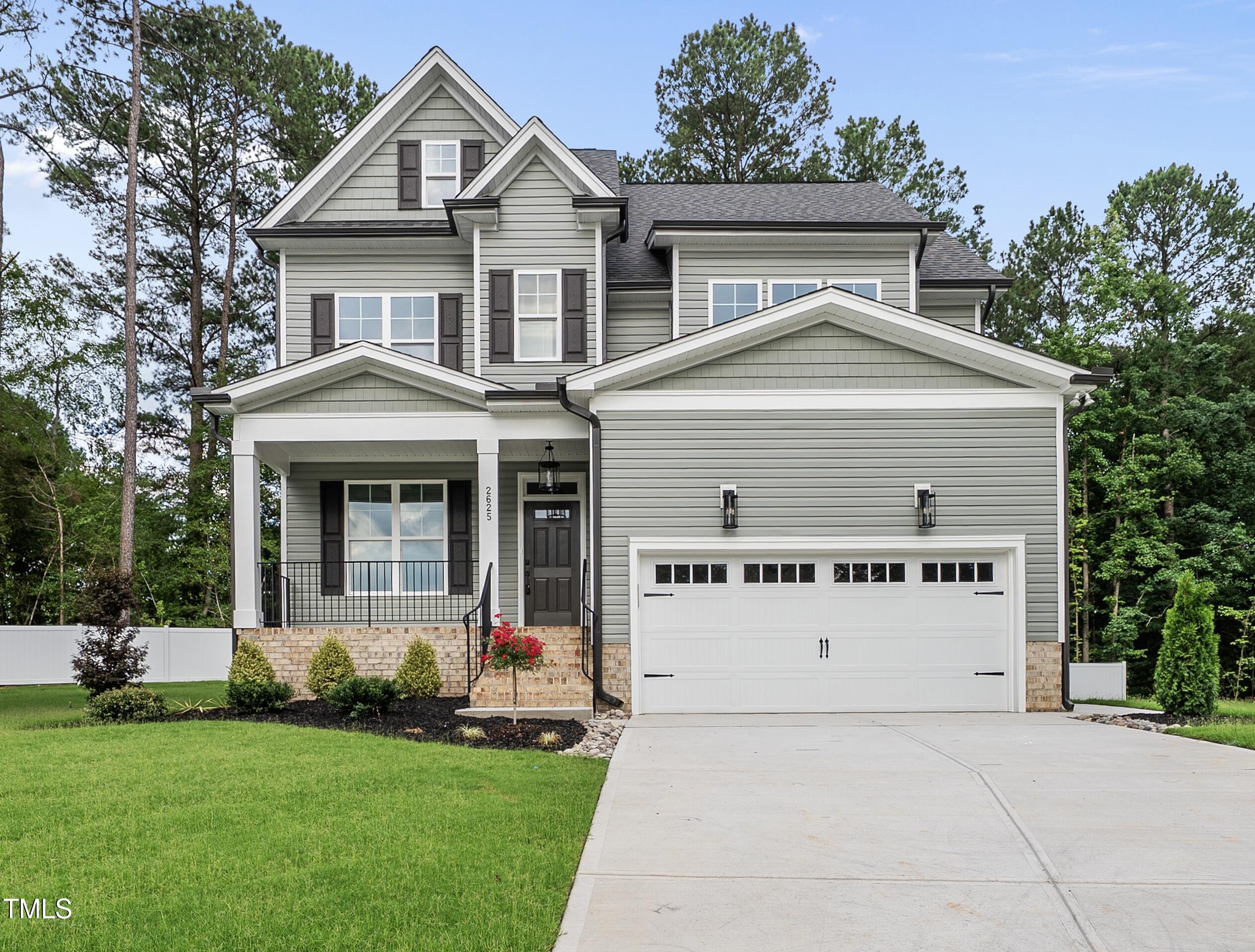 2625 Silver Gate Court