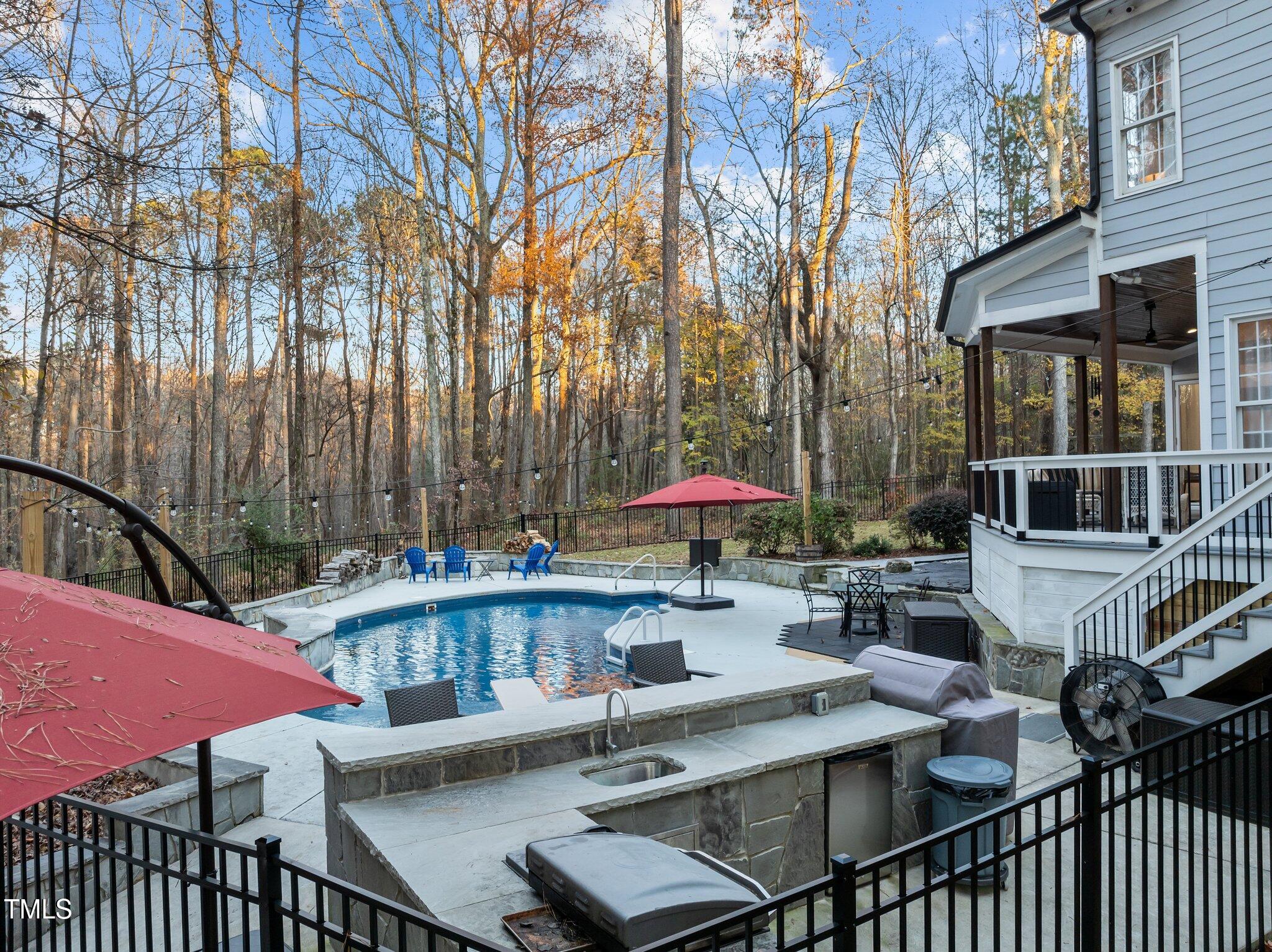 7210 Roberts Road