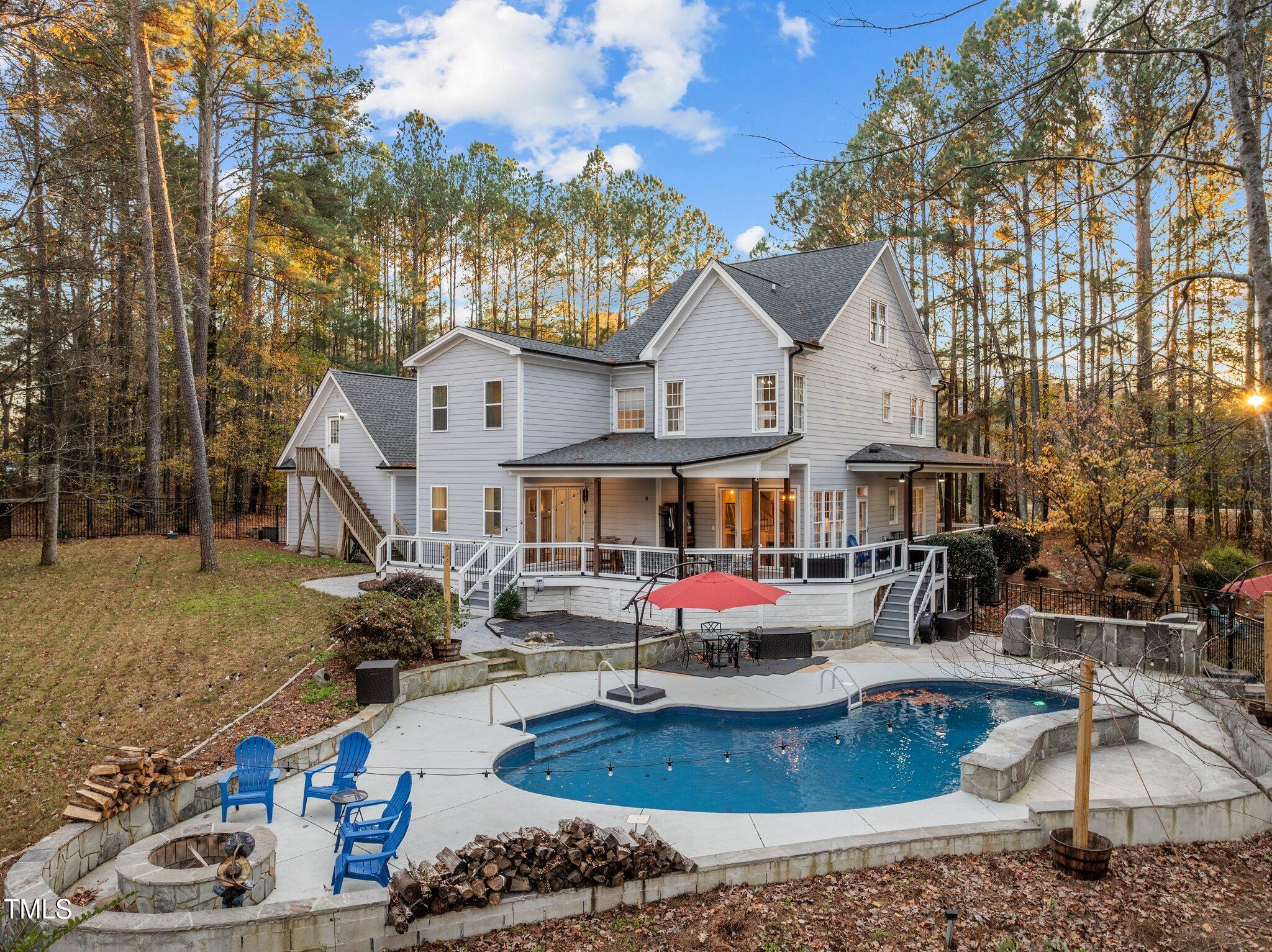 7210 Roberts Road