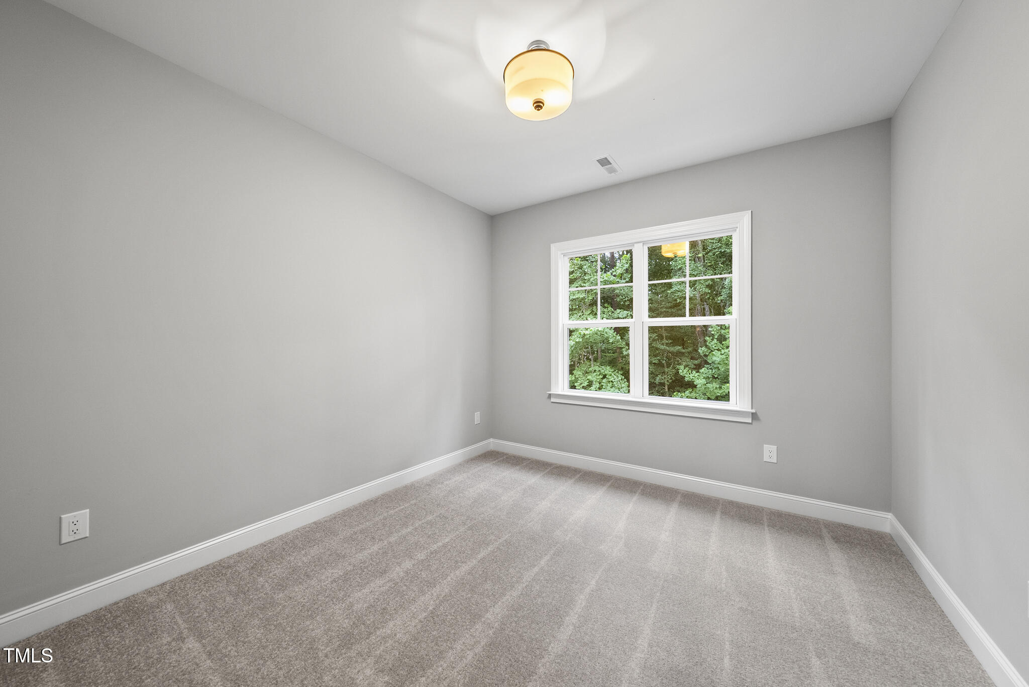 2624 Silver Gate Court