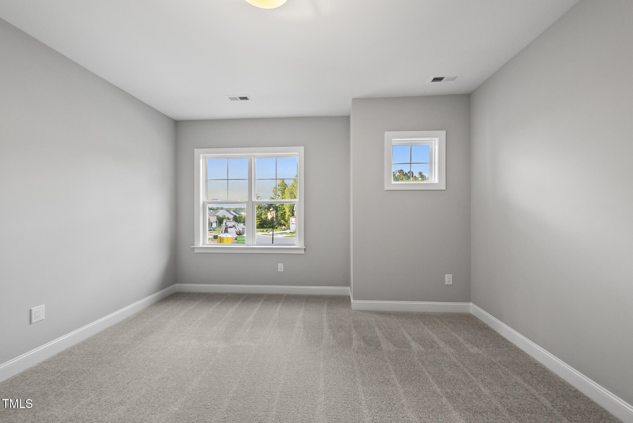 2624 Silver Gate Court