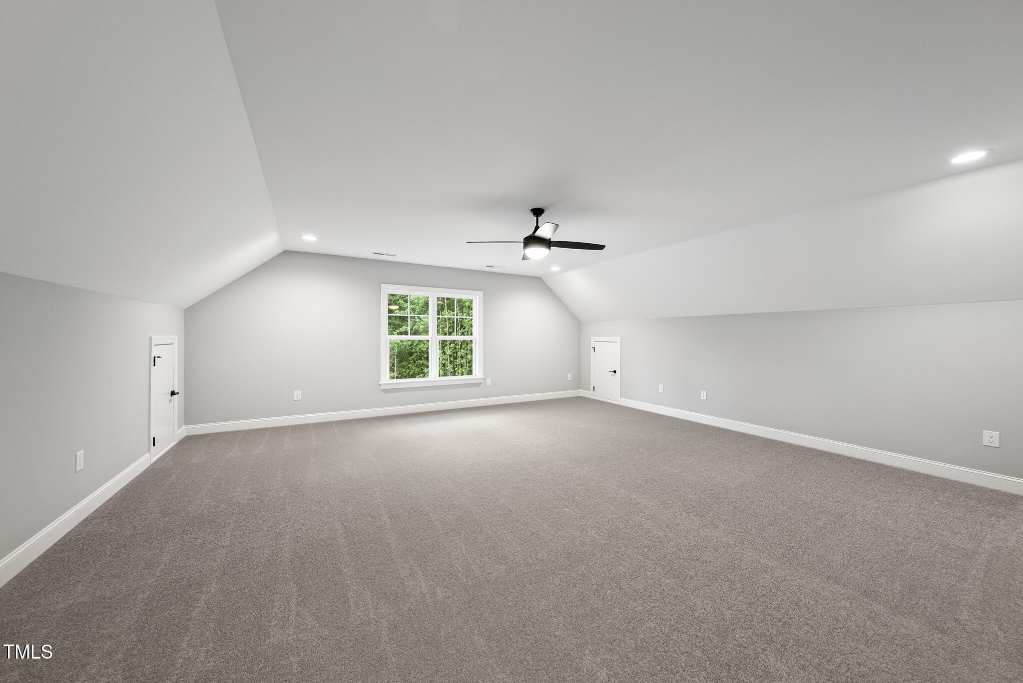 2624 Silver Gate Court