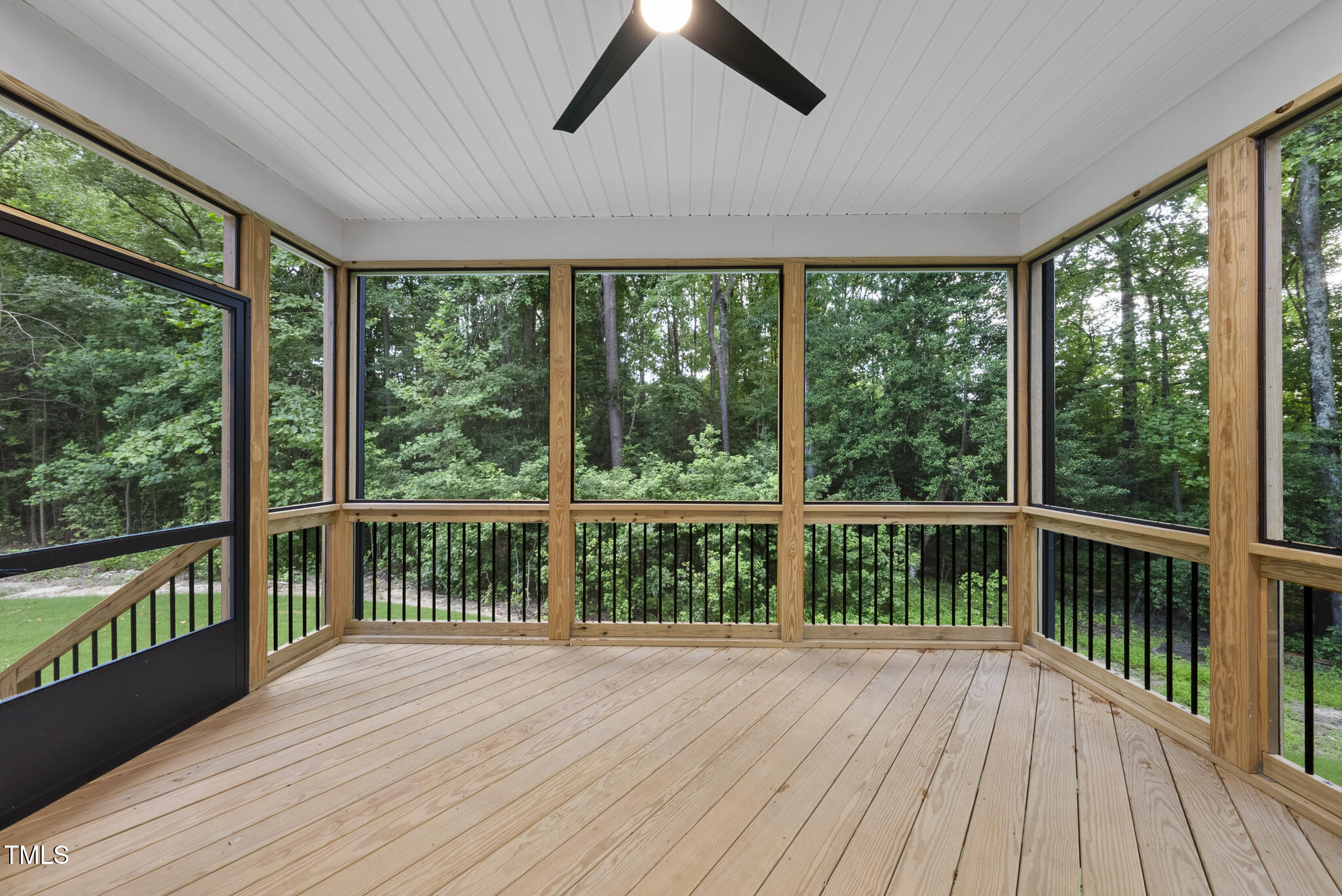 2624 Silver Gate Court