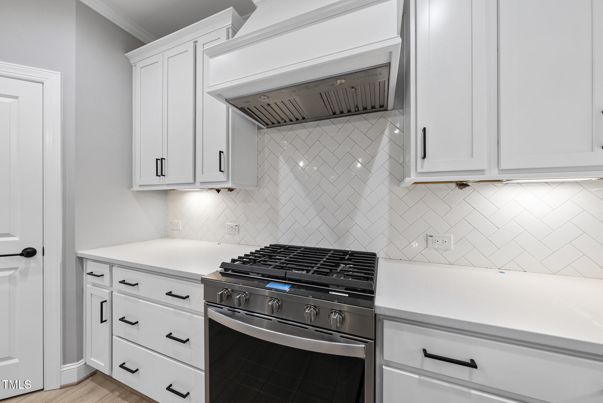 2624 Silver Gate Court