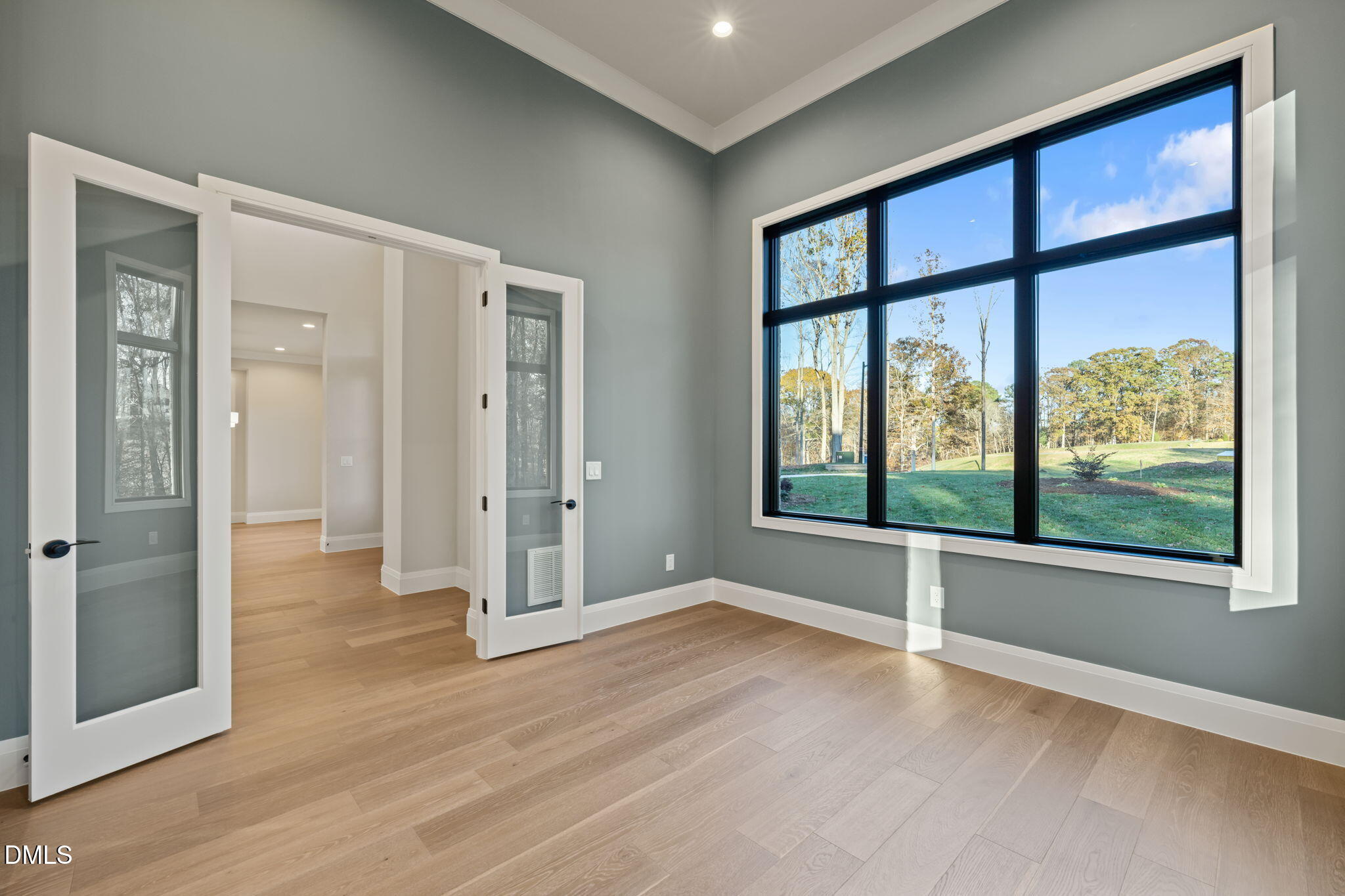 9125 Overlook Crest Drive