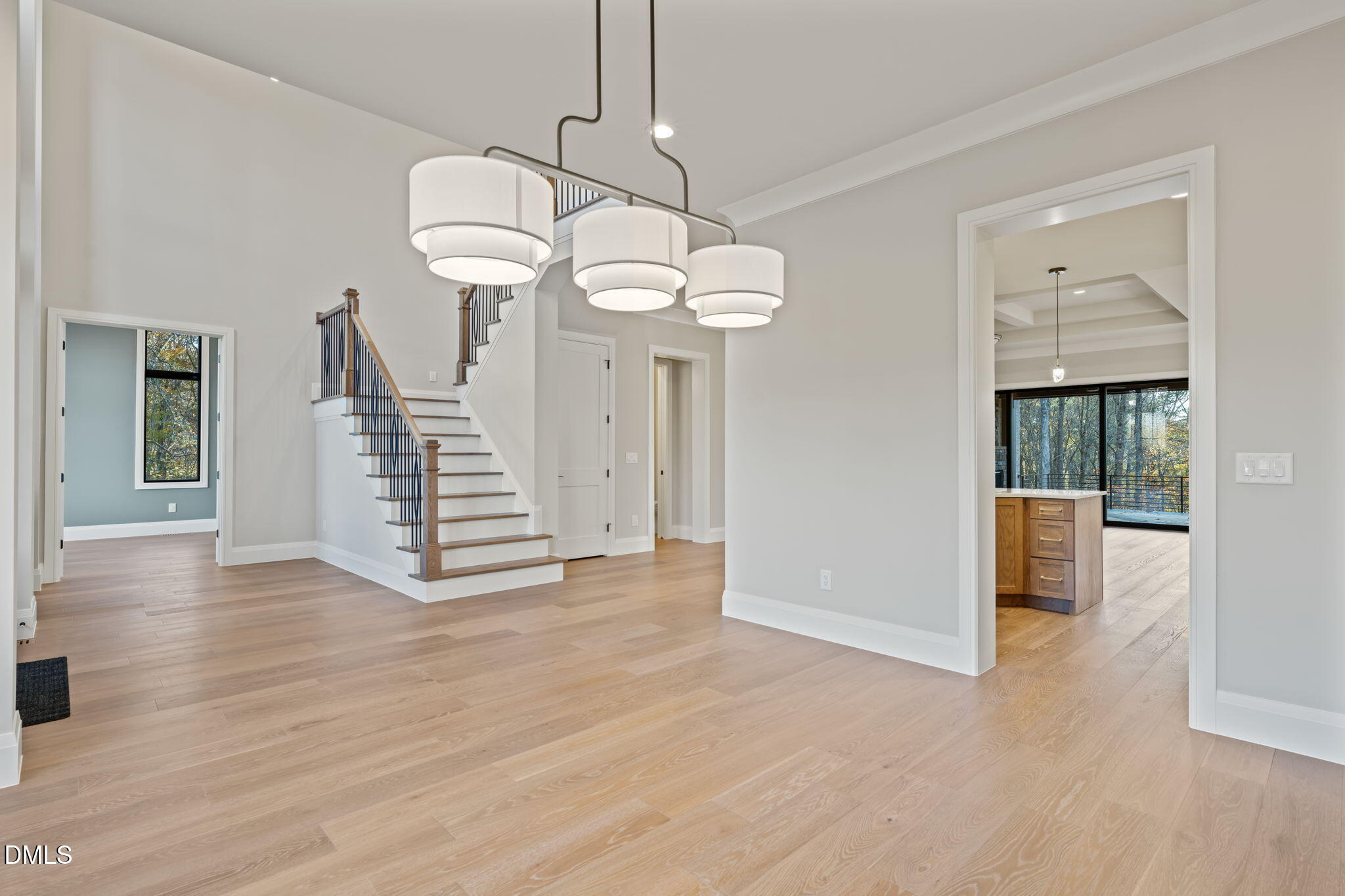 9125 Overlook Crest Drive