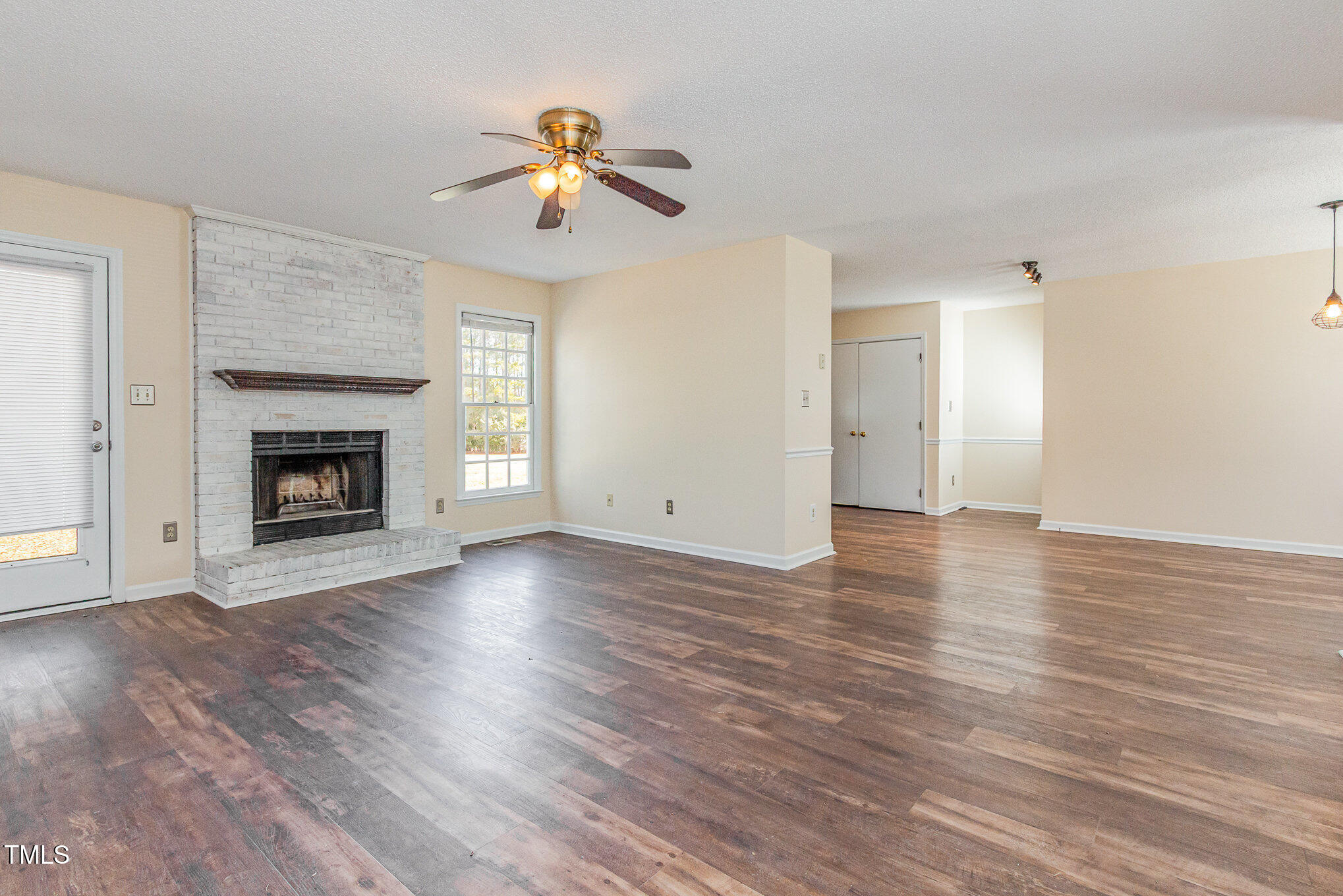 3332 Castlegate Drive