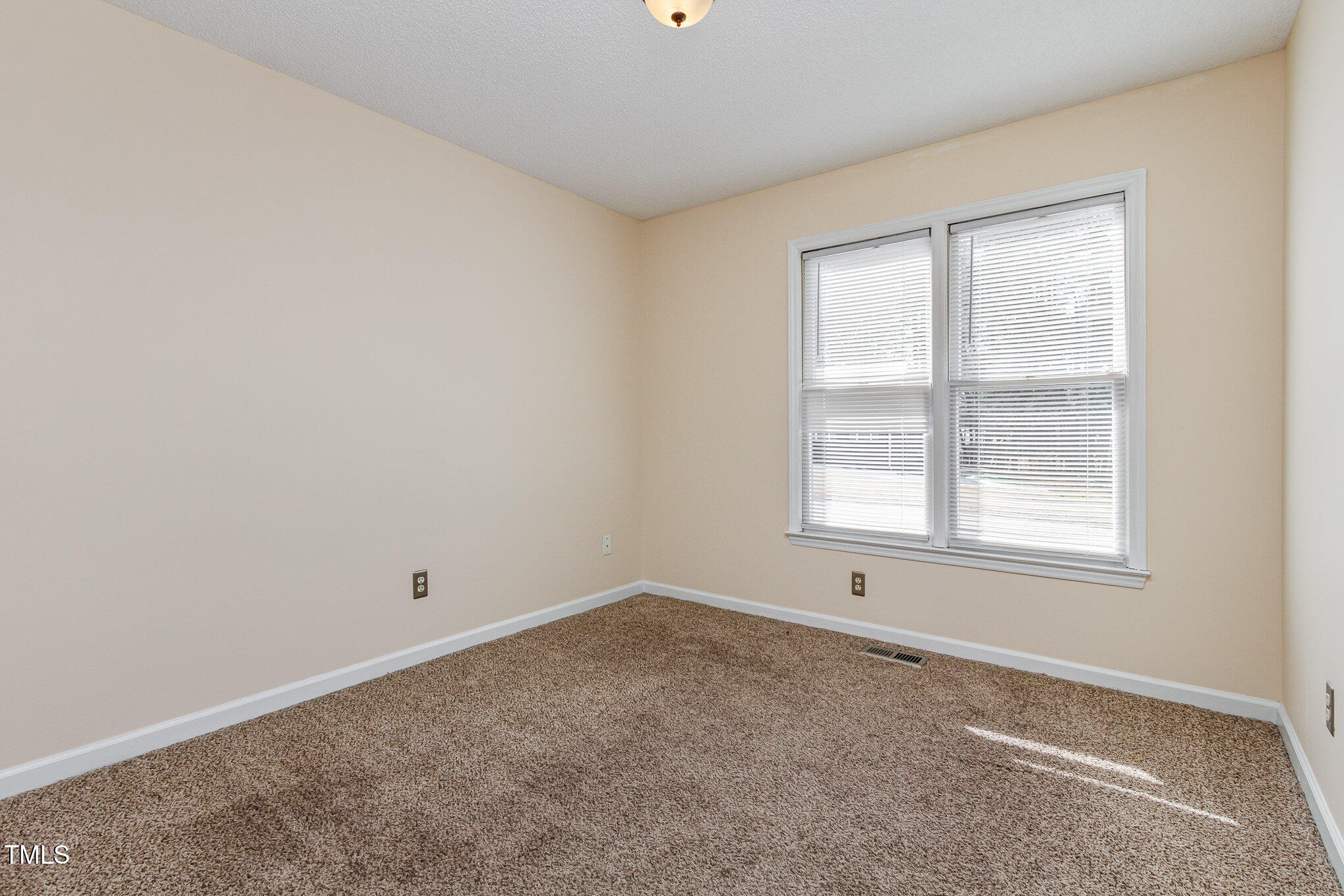 3332 Castlegate Drive