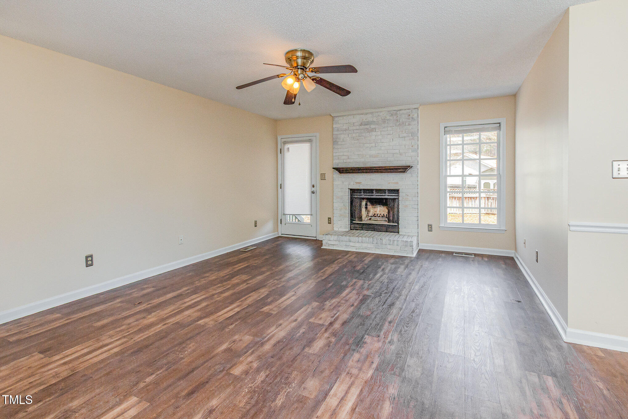 3332 Castlegate Drive