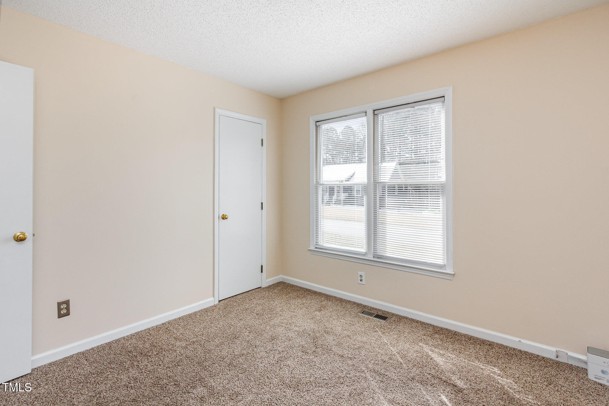 3332 Castlegate Drive