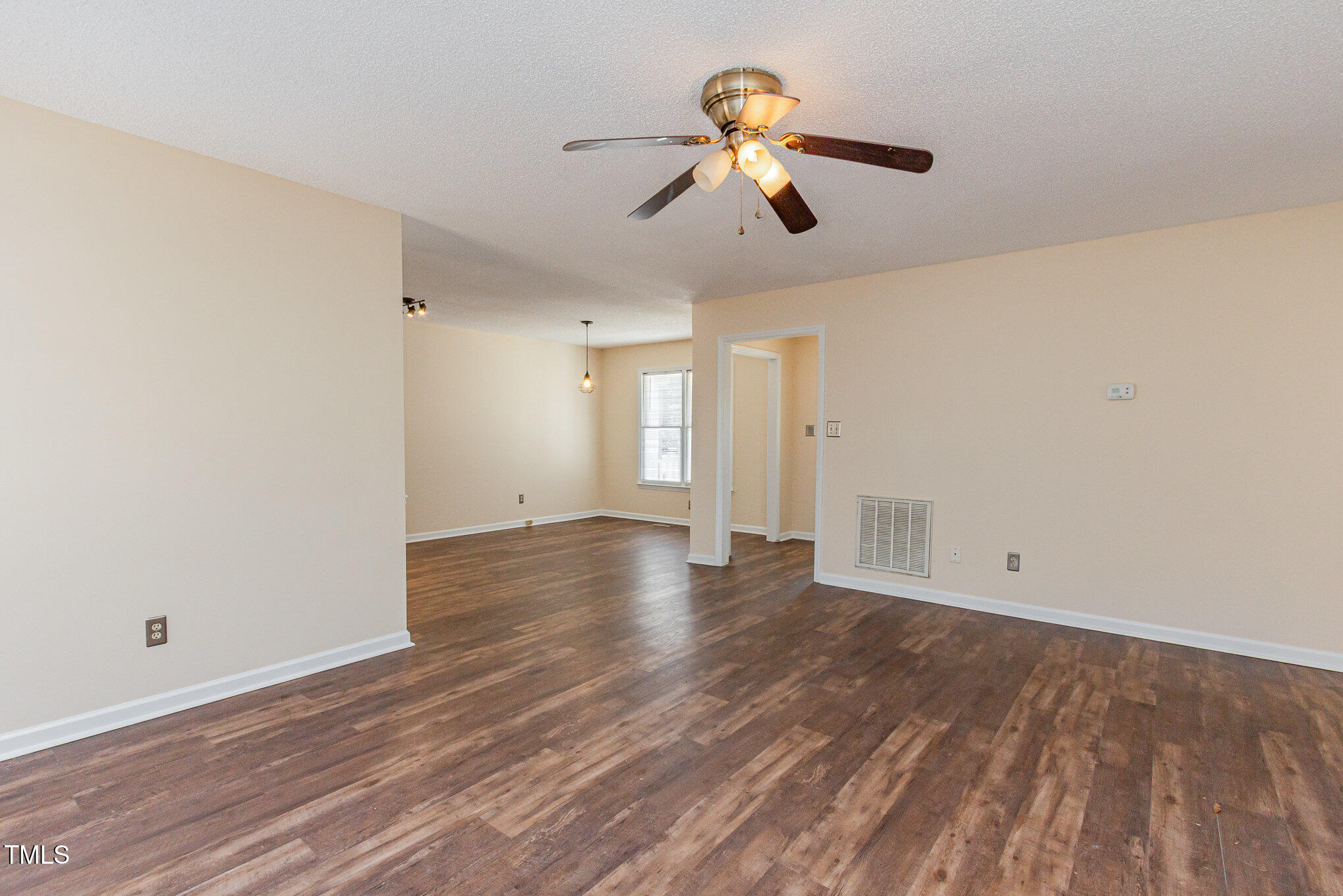 3332 Castlegate Drive