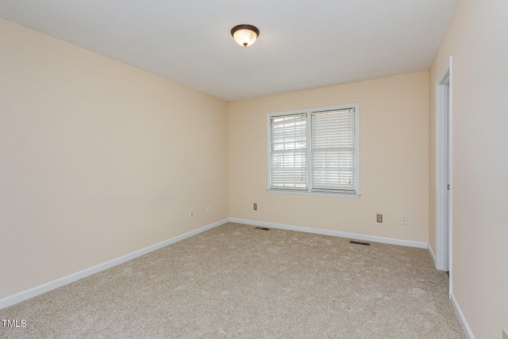 3332 Castlegate Drive