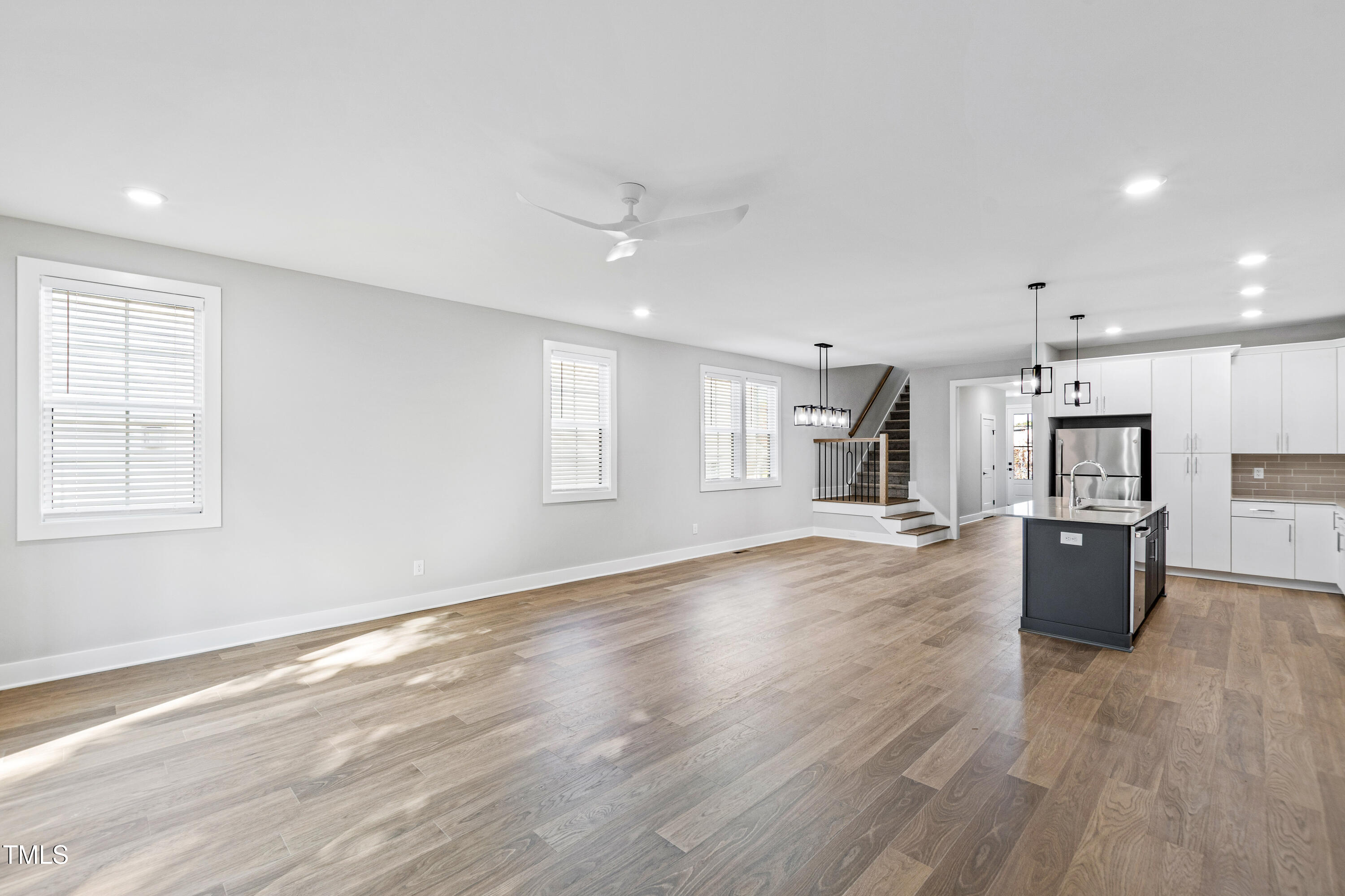 1128/1130 Cedarhurst Drive