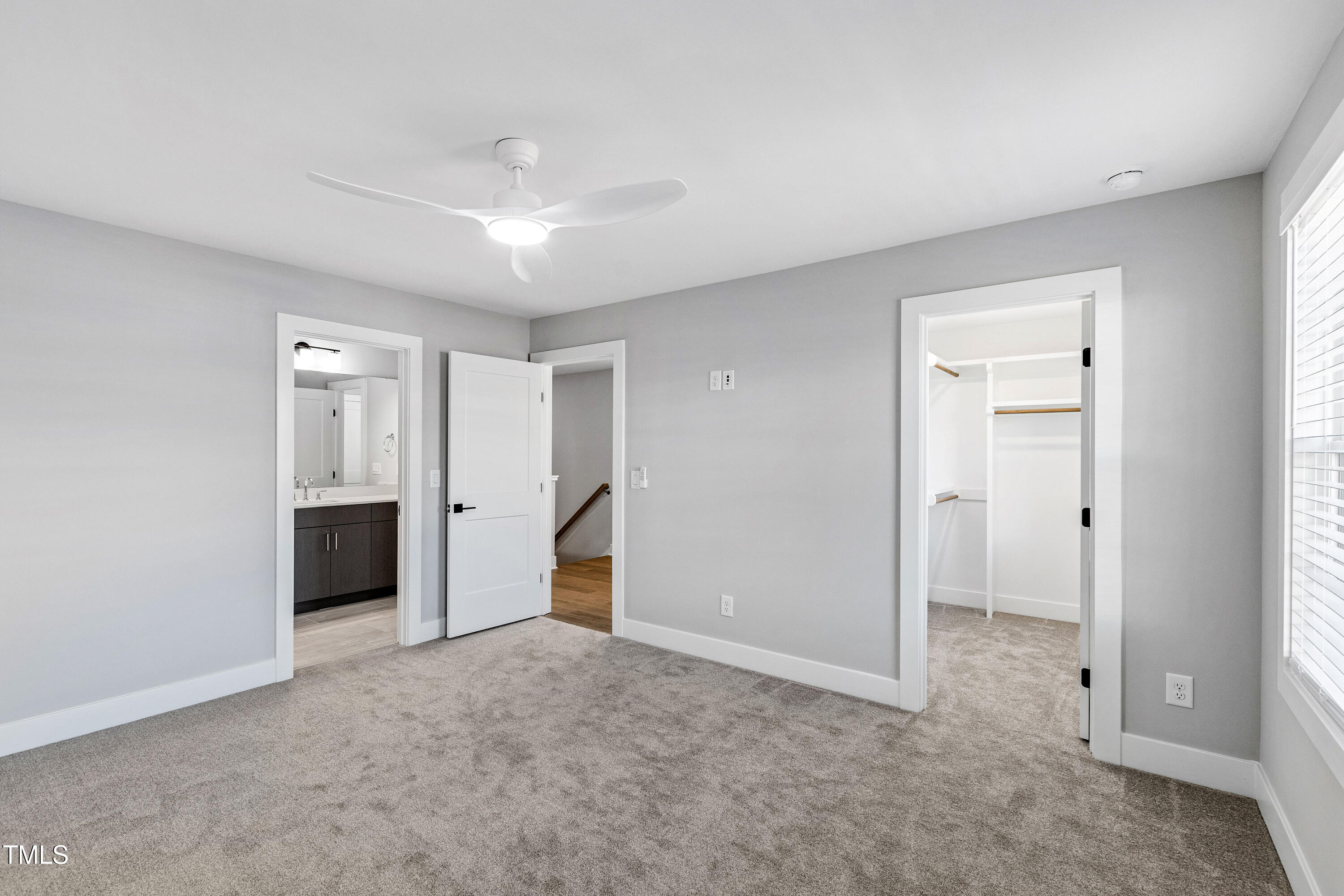 1128/1130 Cedarhurst Drive