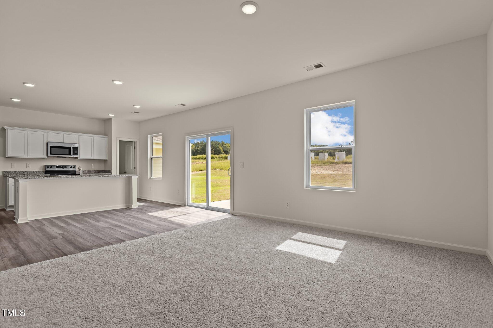 31 Rolling Banks Drive