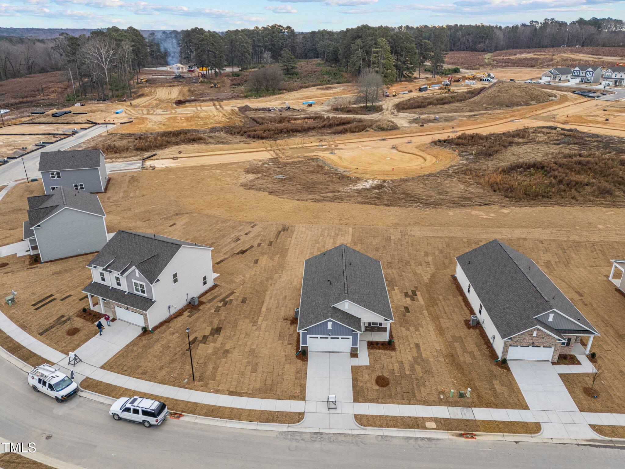 27 Rolling Banks Drive