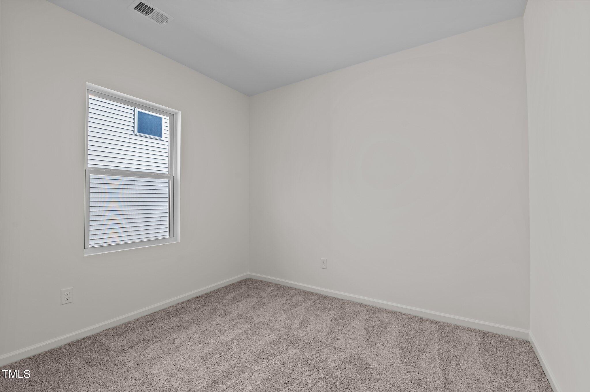 27 Rolling Banks Drive