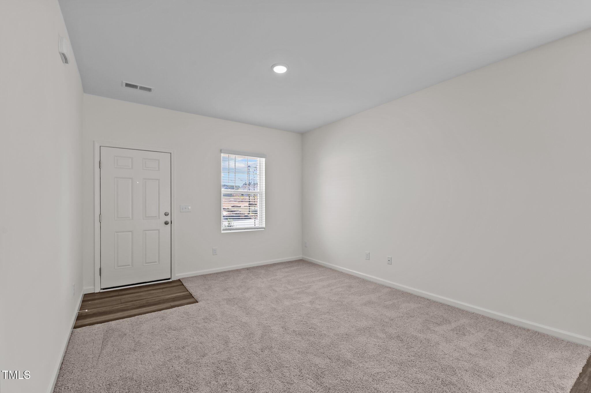 27 Rolling Banks Drive