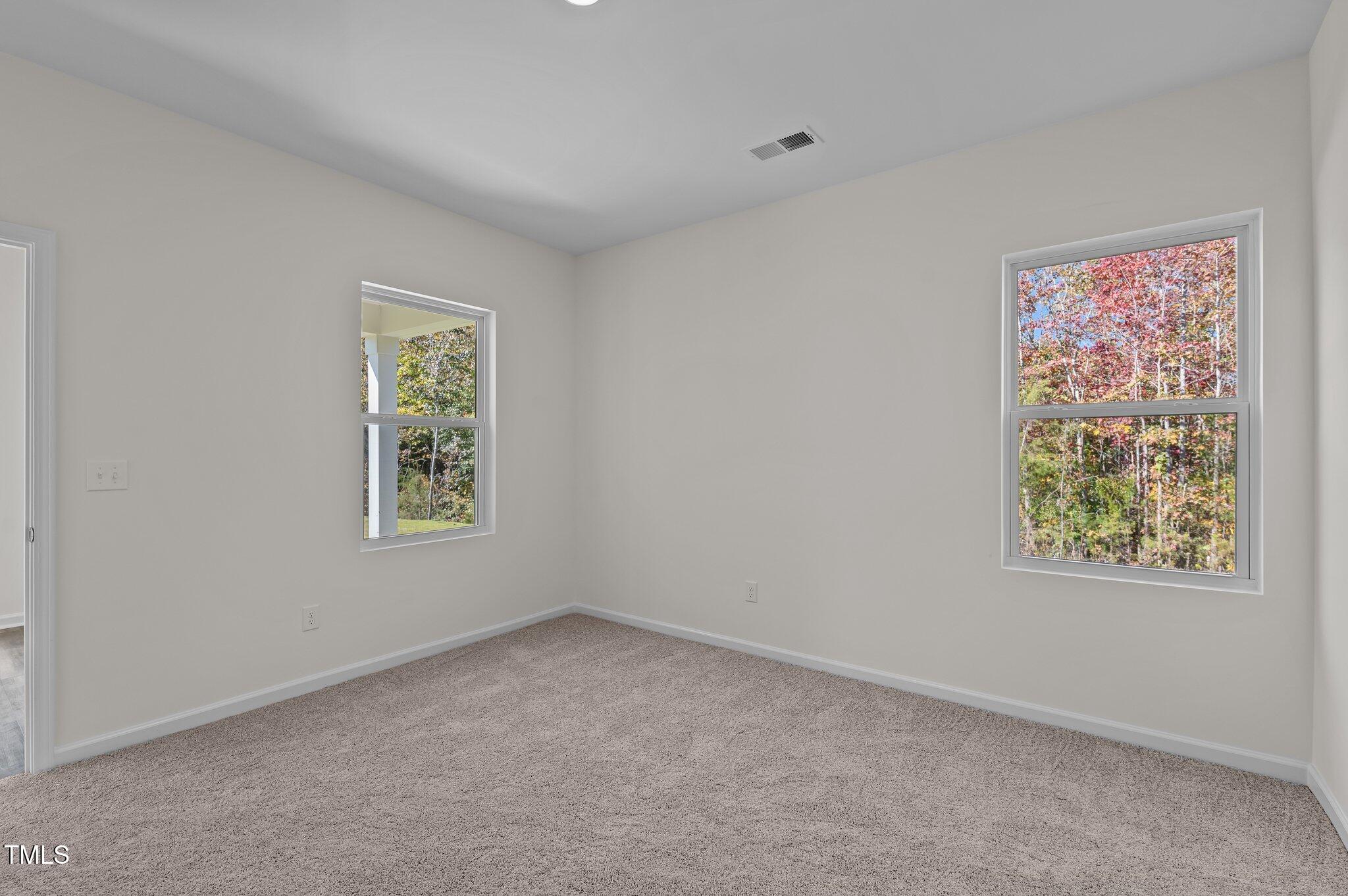 27 Rolling Banks Drive