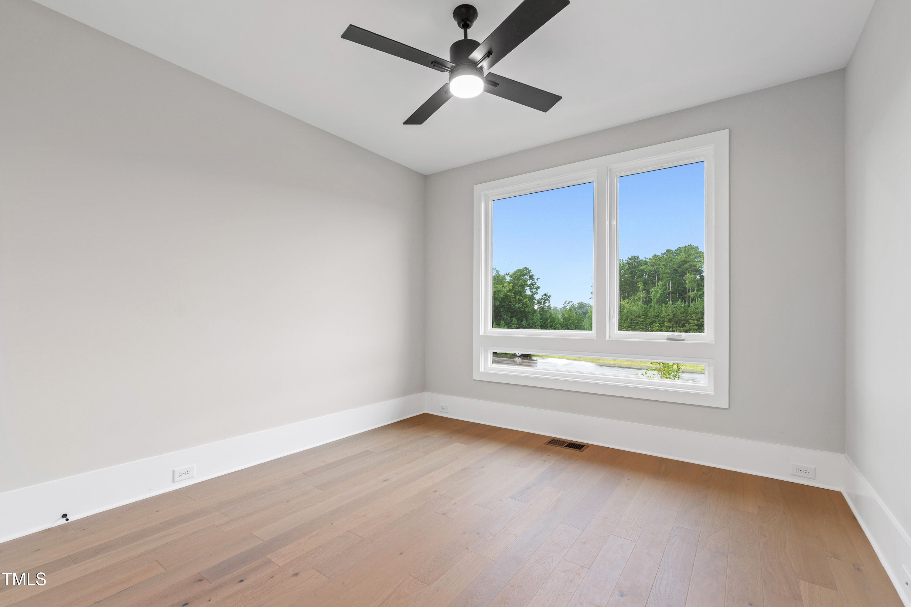 130 Broadleaf Lane