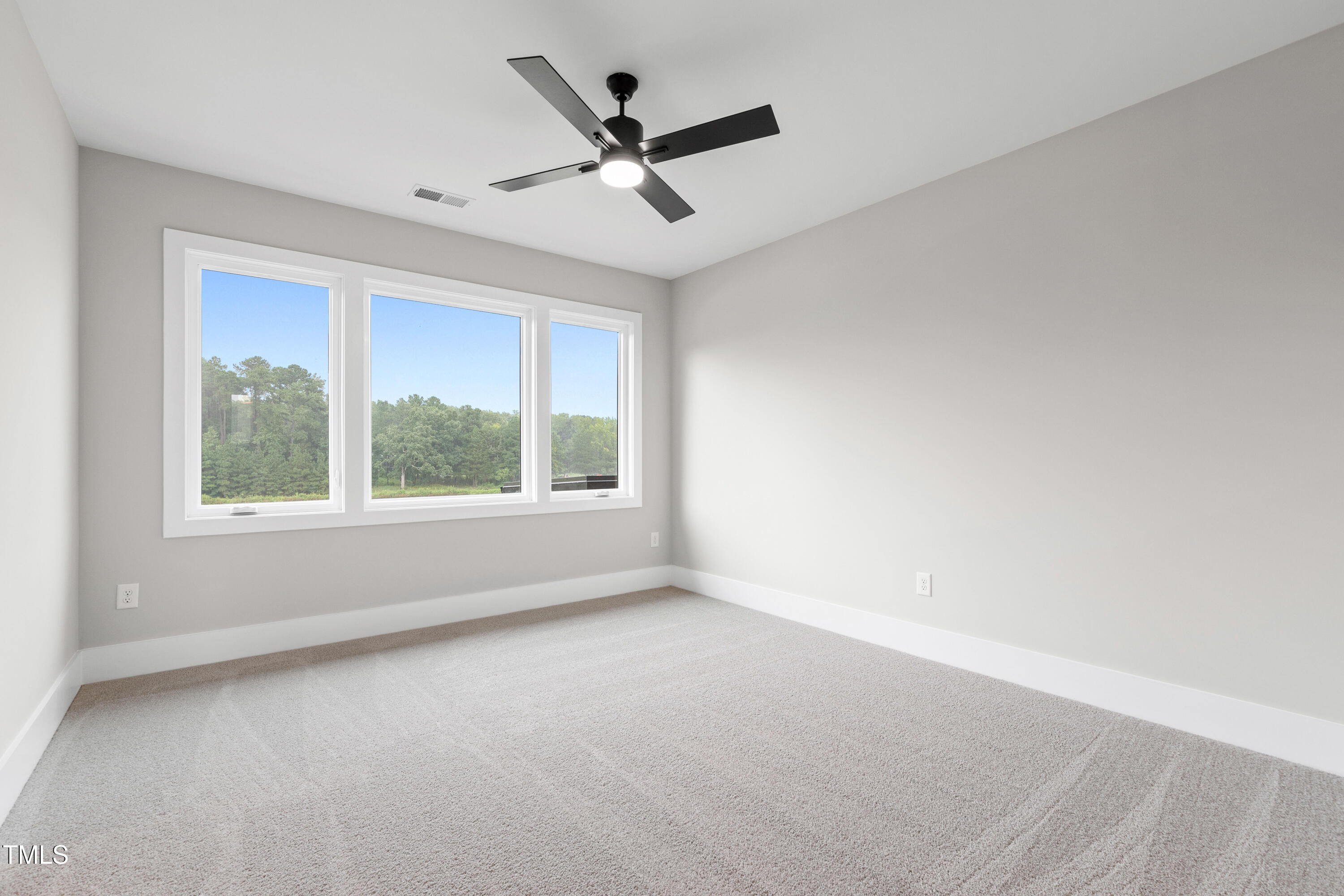 130 Broadleaf Lane