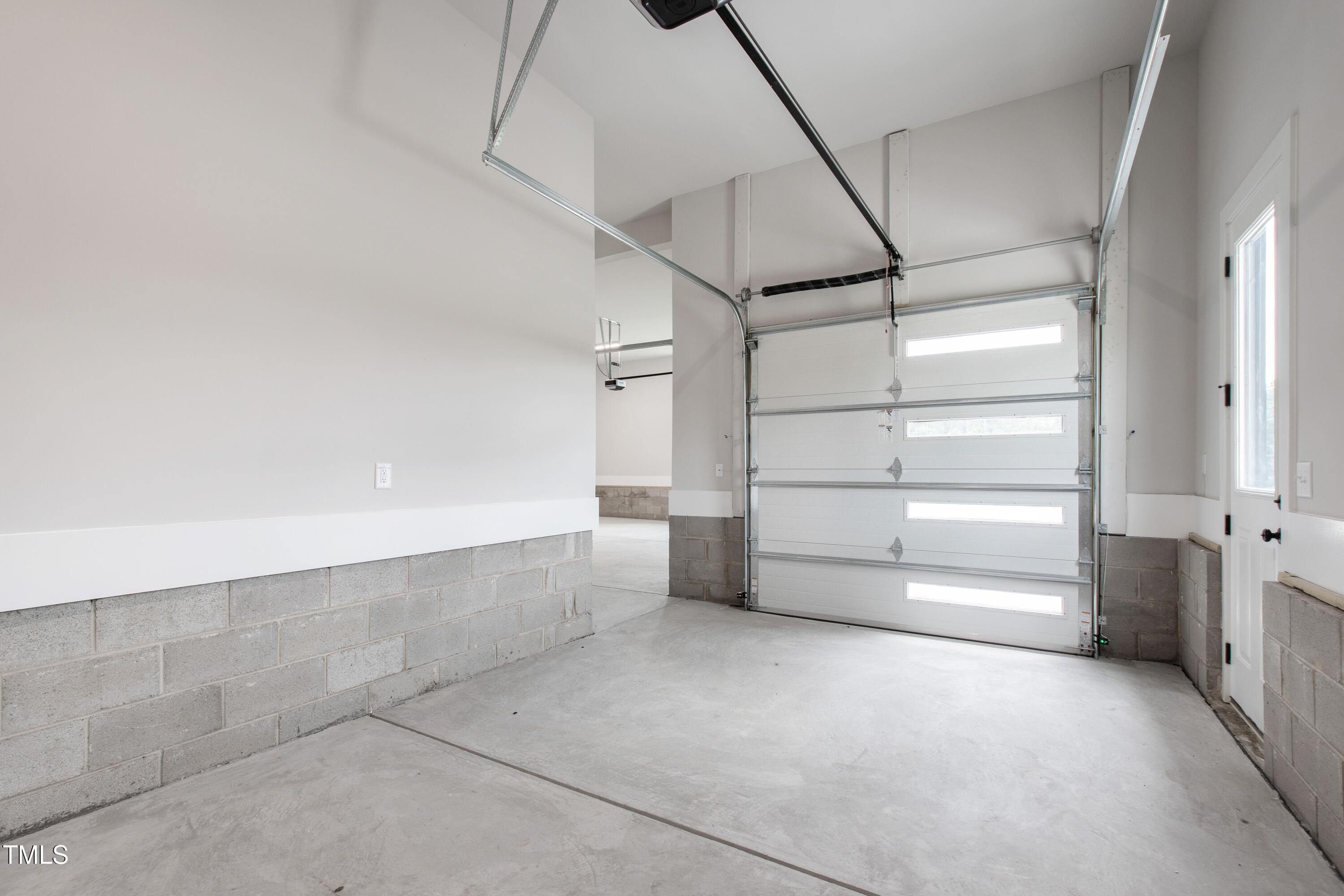 130 Broadleaf Lane