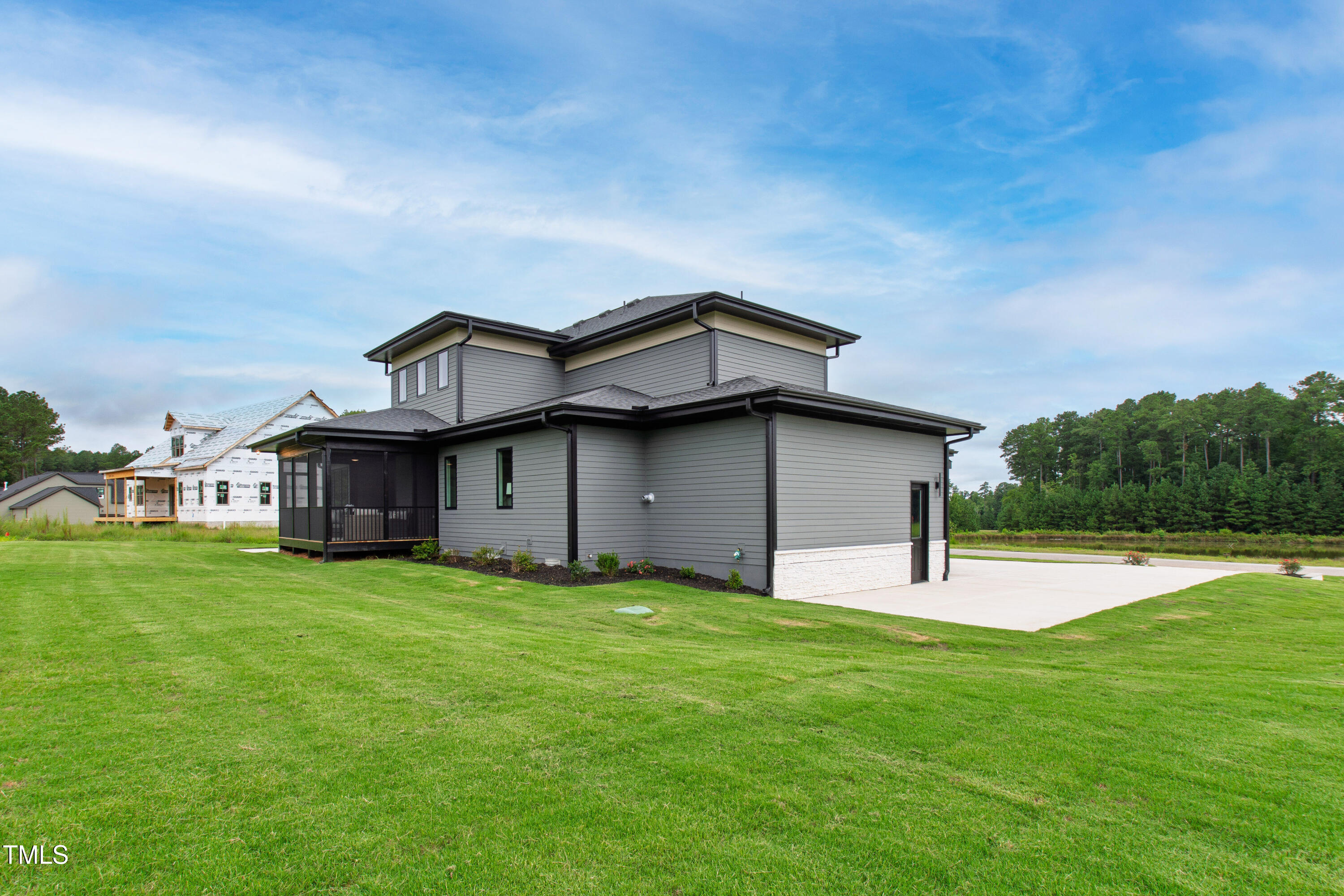 130 Broadleaf Lane