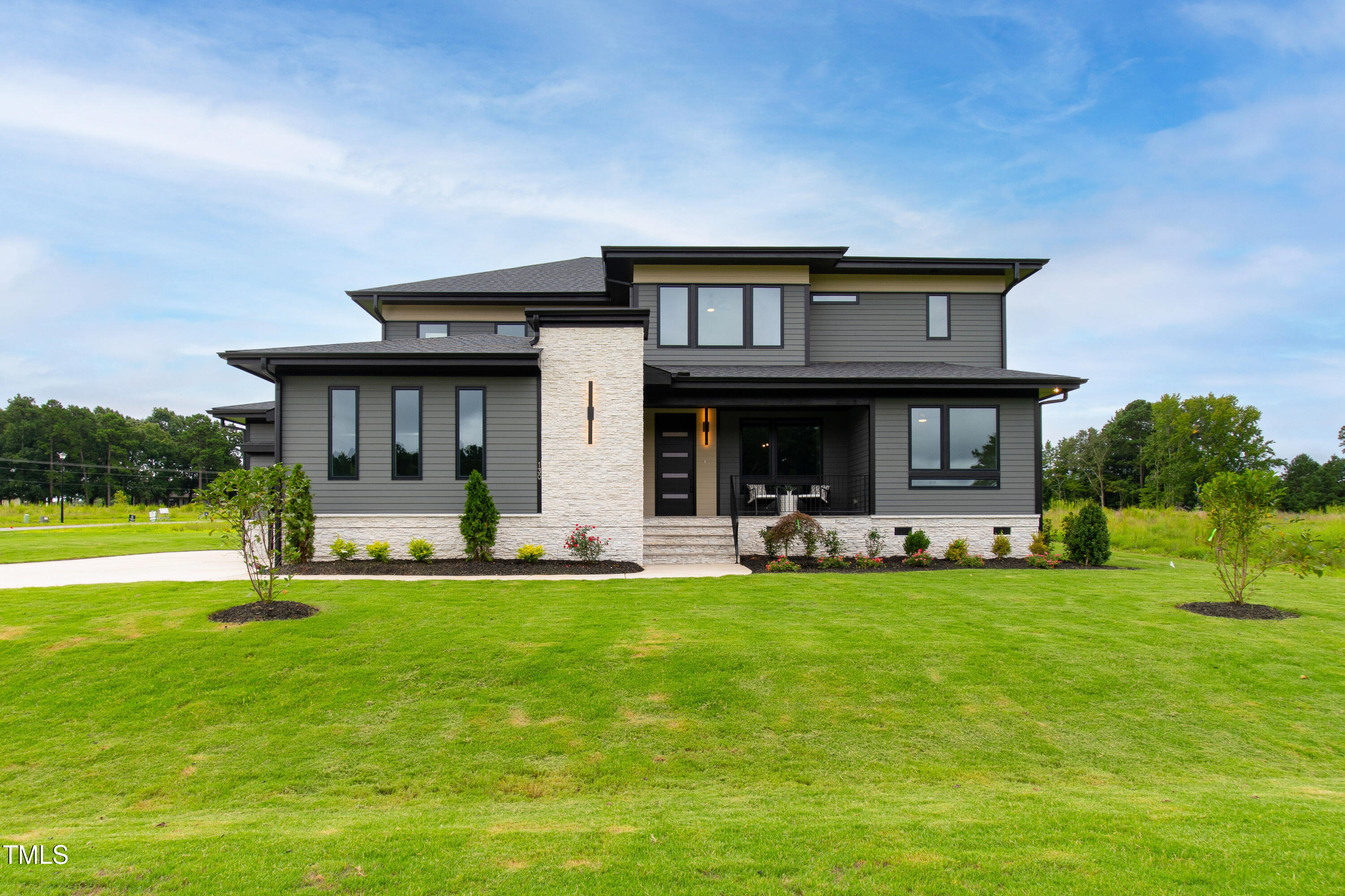 130 Broadleaf Lane