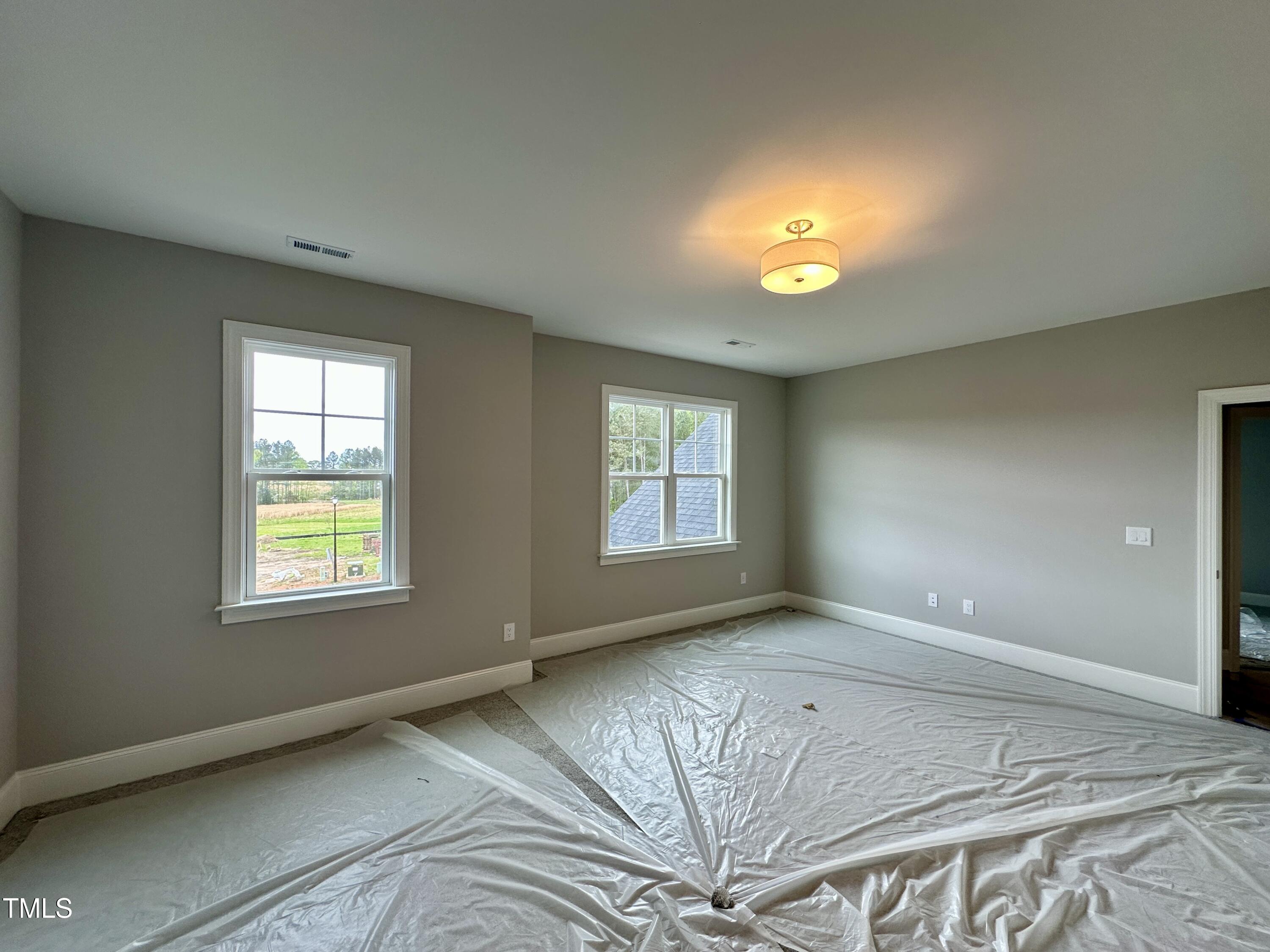 90 Firefly Lane