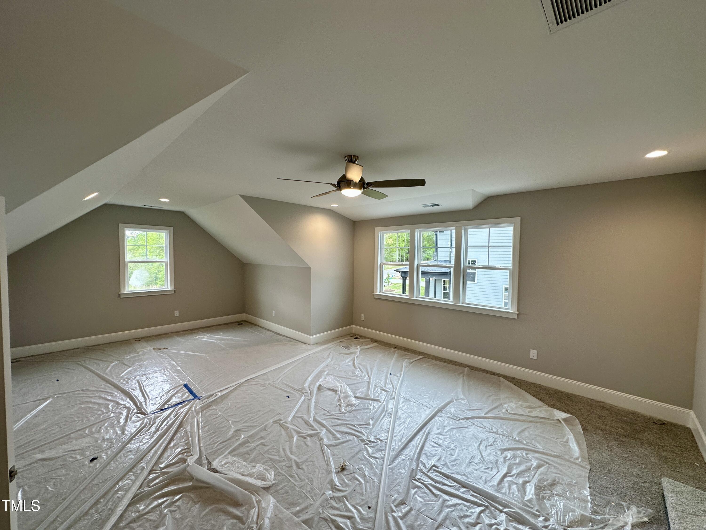 90 Firefly Lane