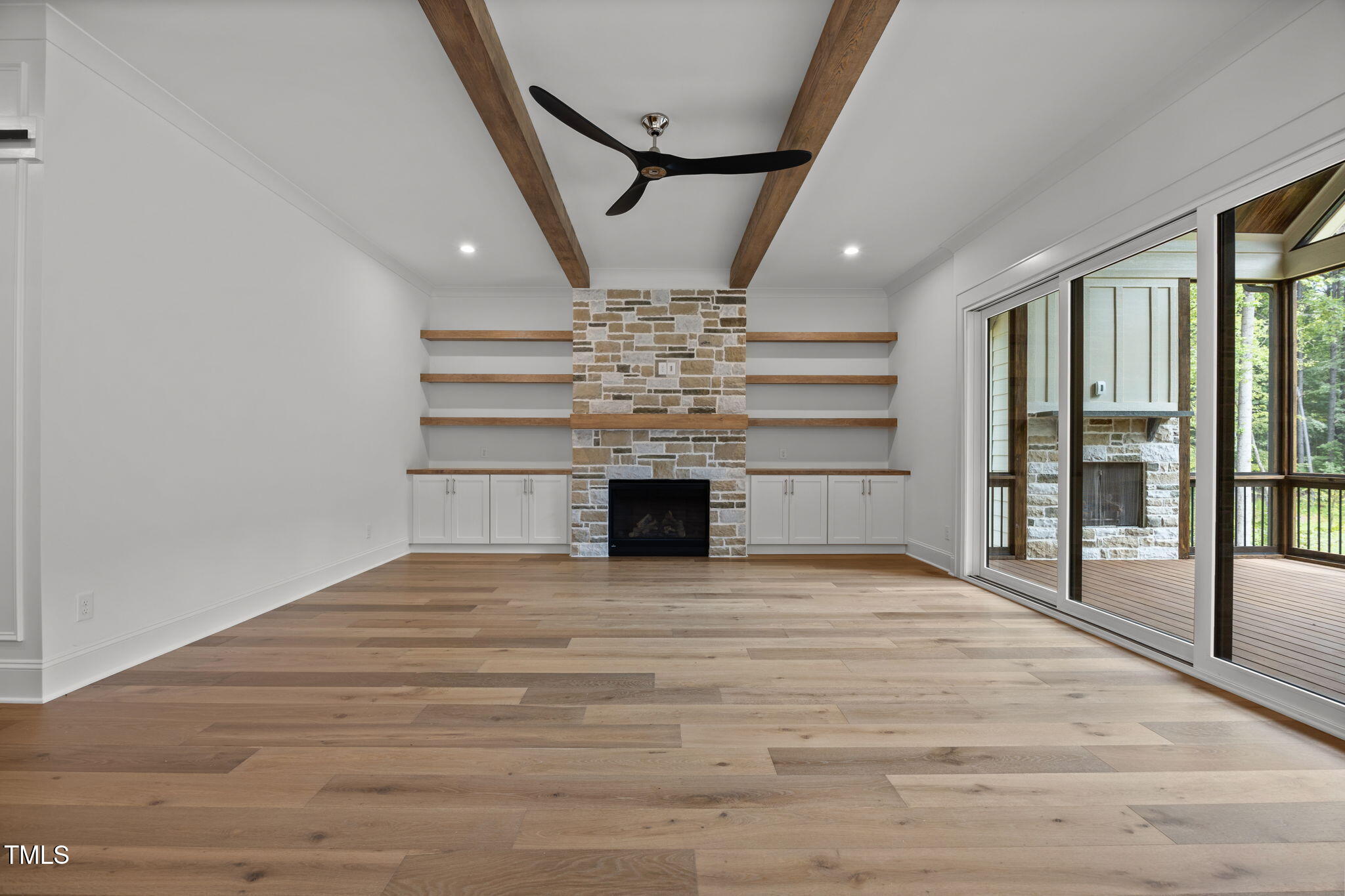 1116 Delilia Lane