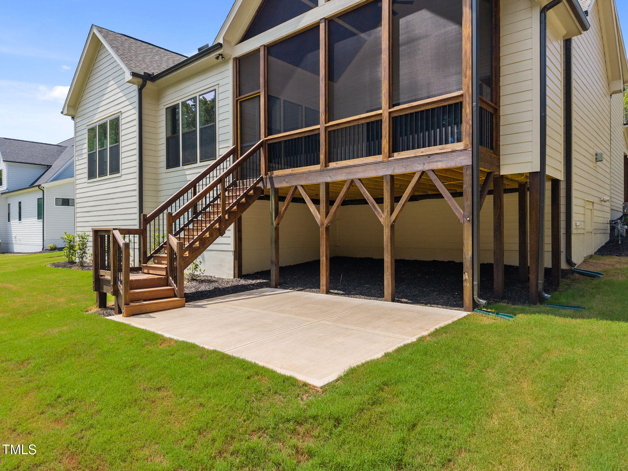 1116 Delilia Lane
