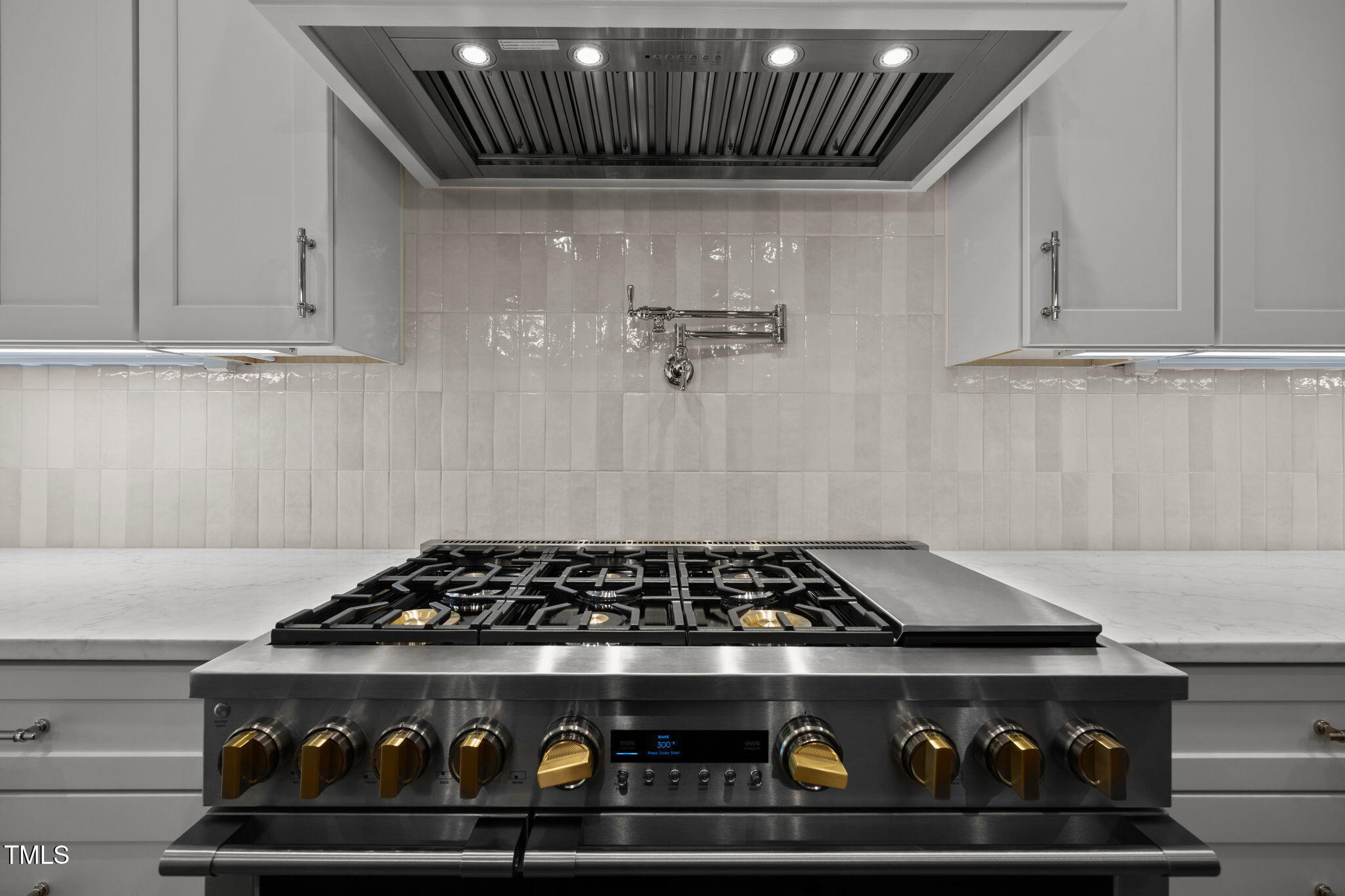 1116 Delilia Lane
