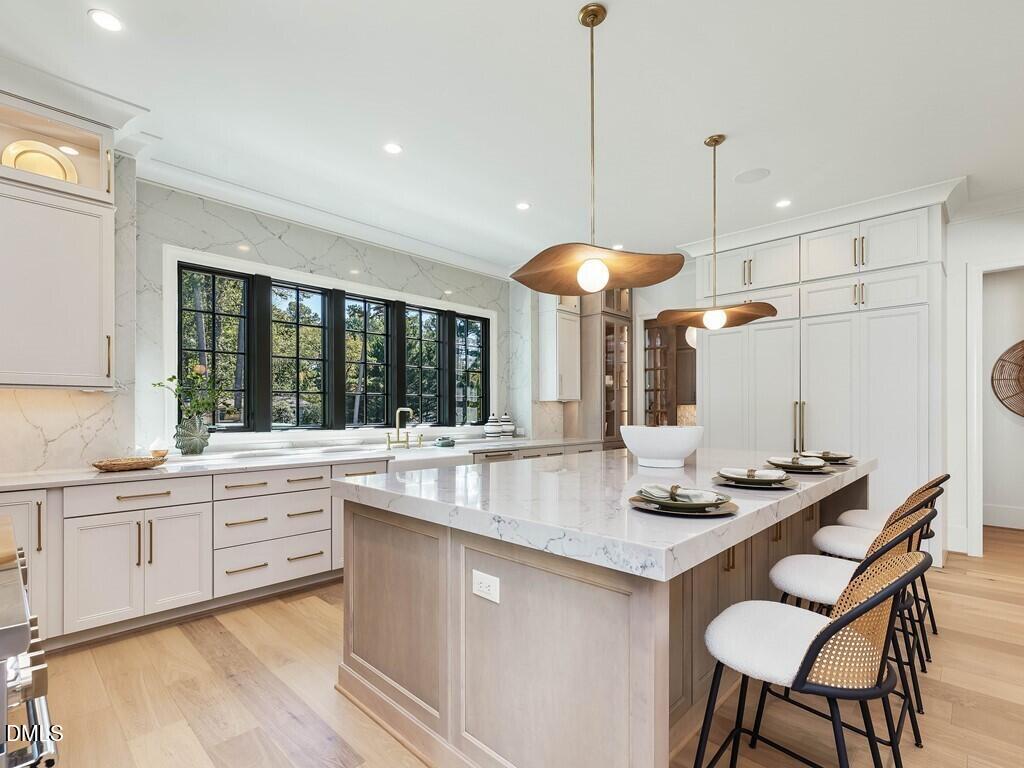 7013 Buckhead Drive