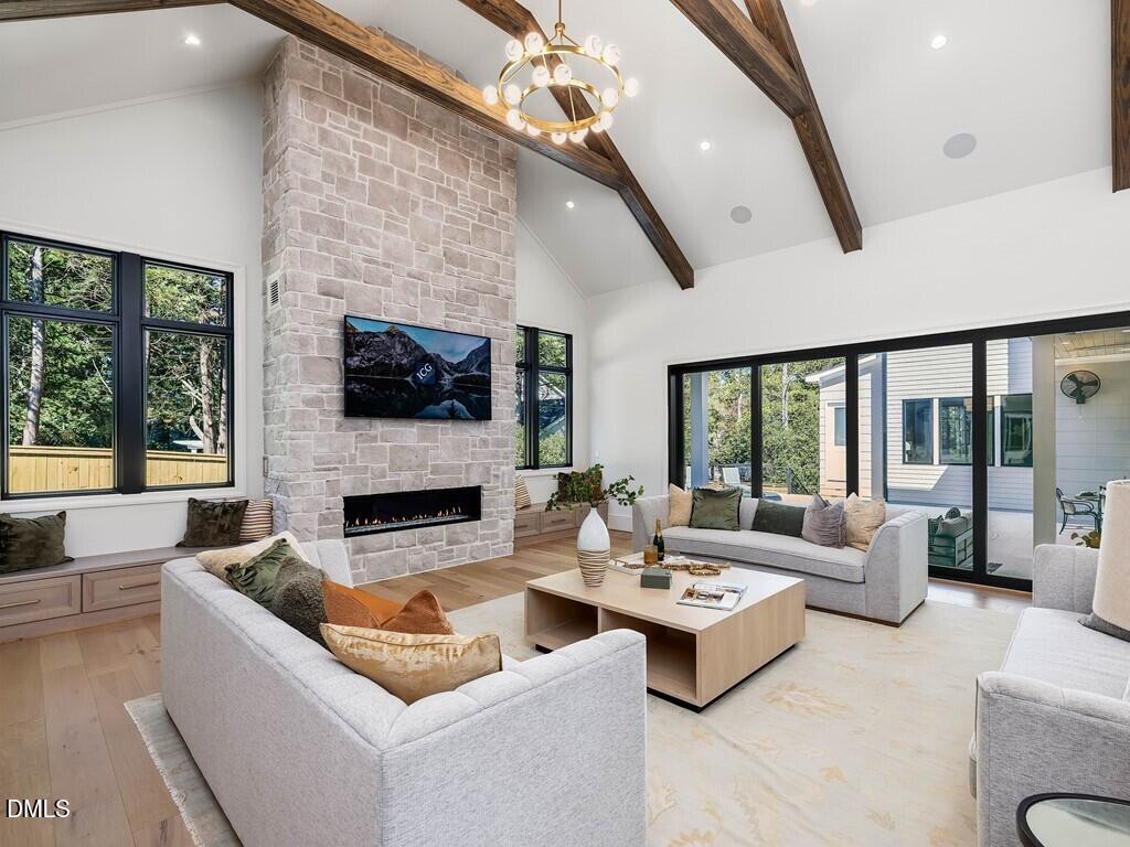 7013 Buckhead Drive