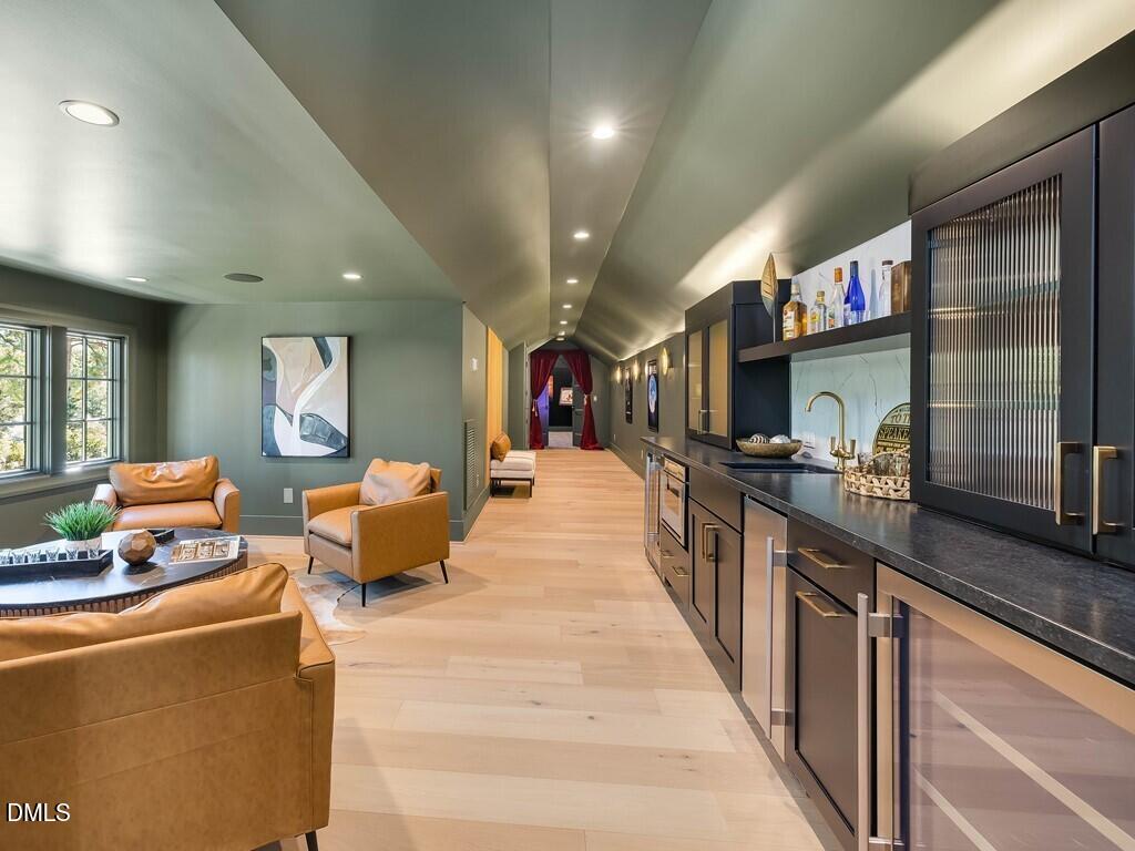 7013 Buckhead Drive