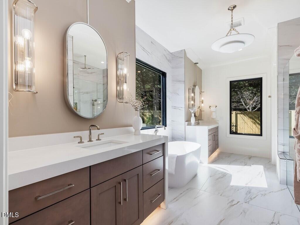 7013 Buckhead Drive