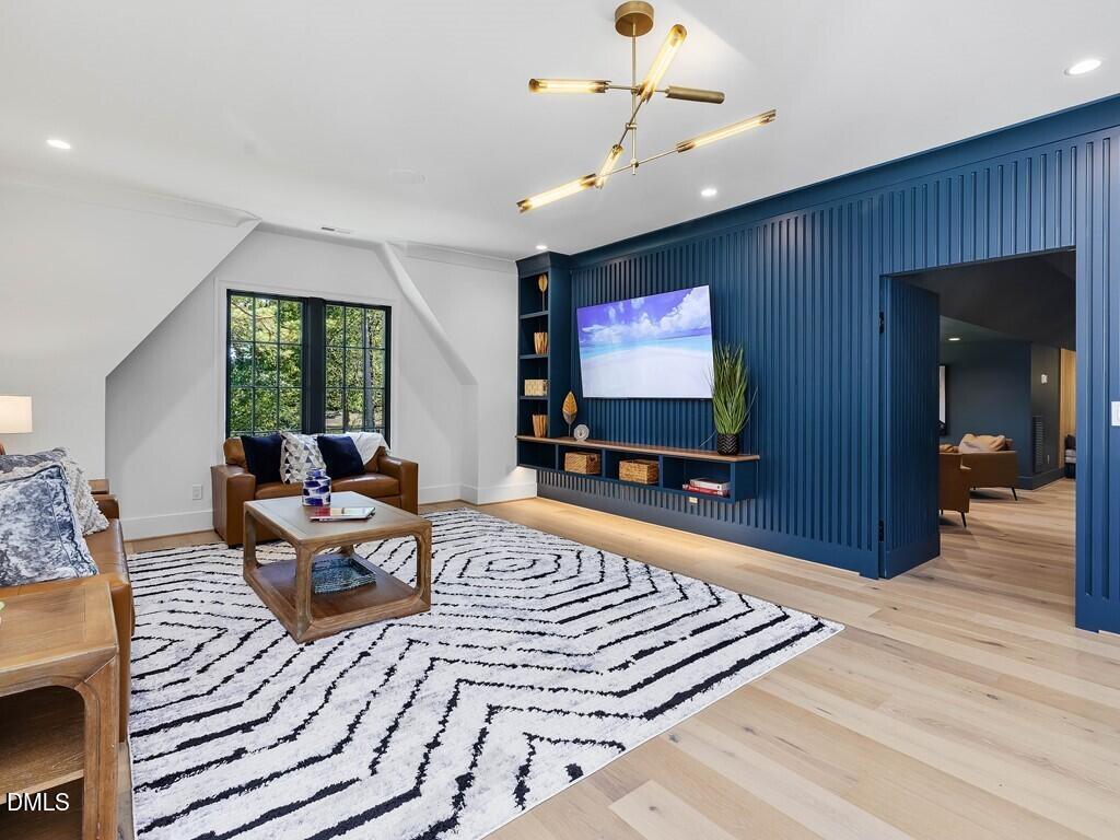 7013 Buckhead Drive