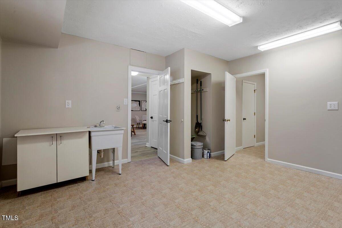 7300 Grist Mill Road