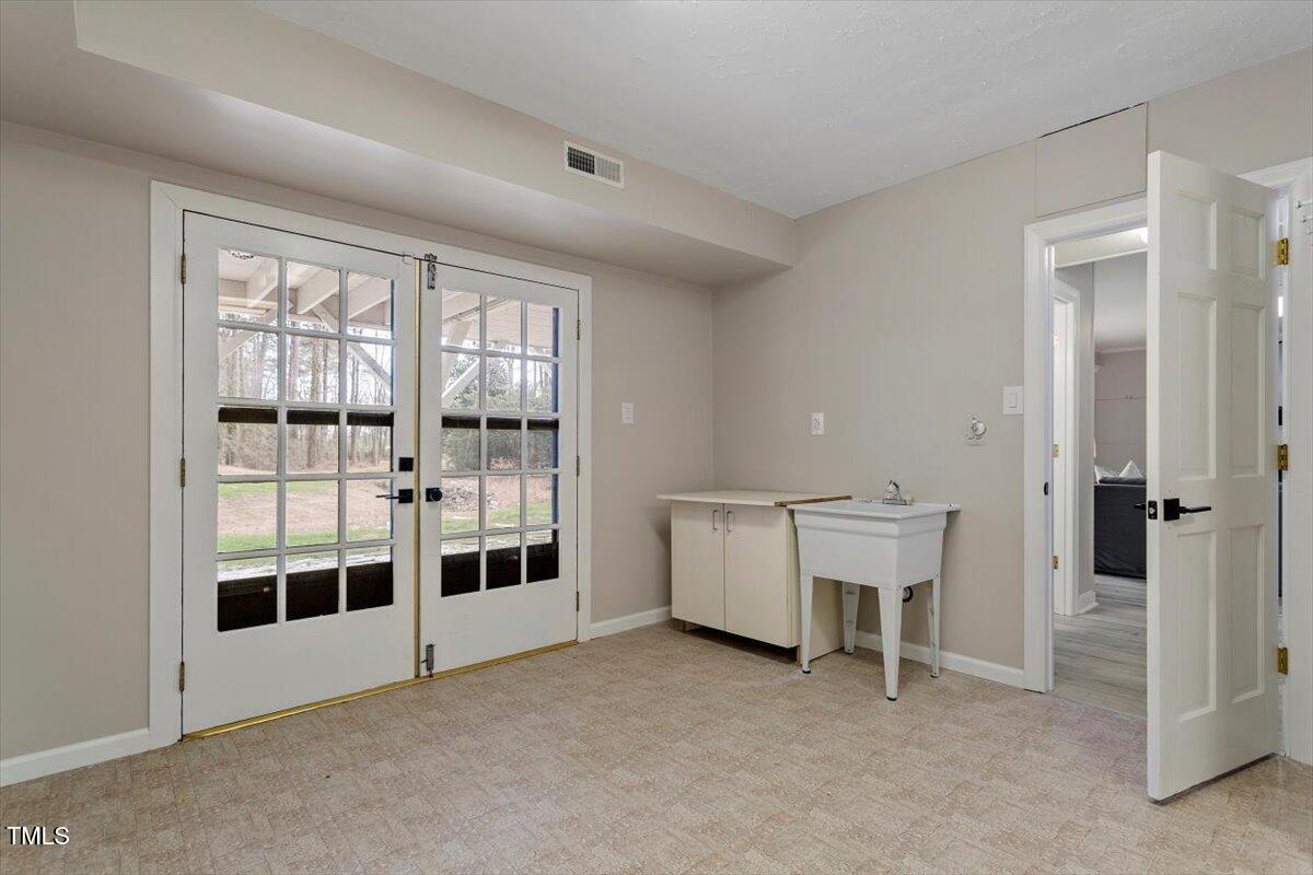 7300 Grist Mill Road