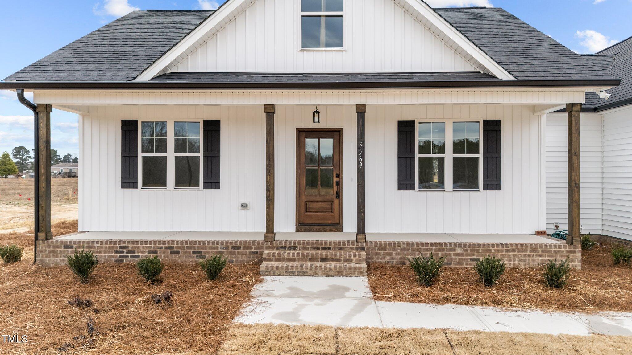 5569 Martys Court