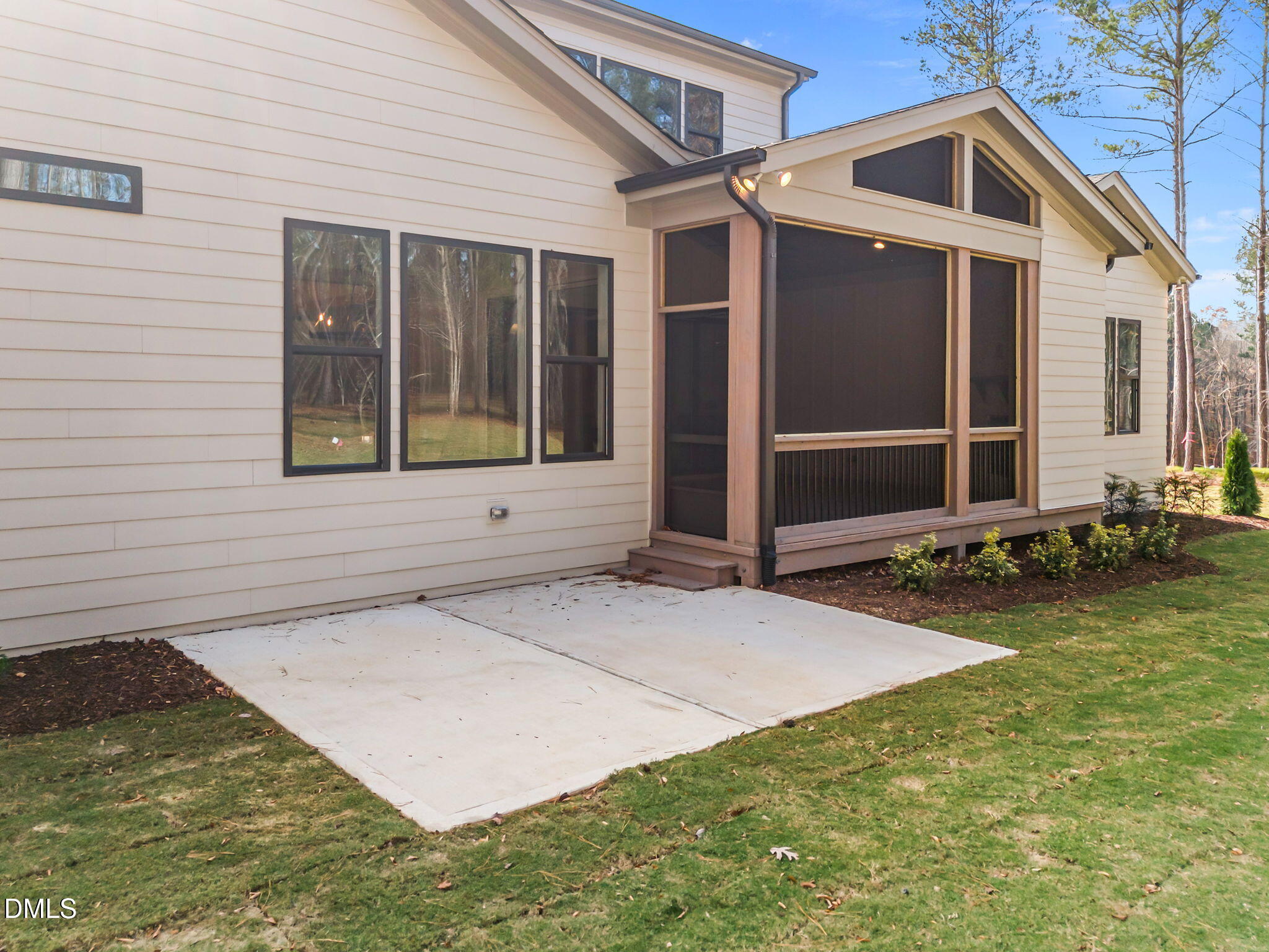 1117 Delilia Lane