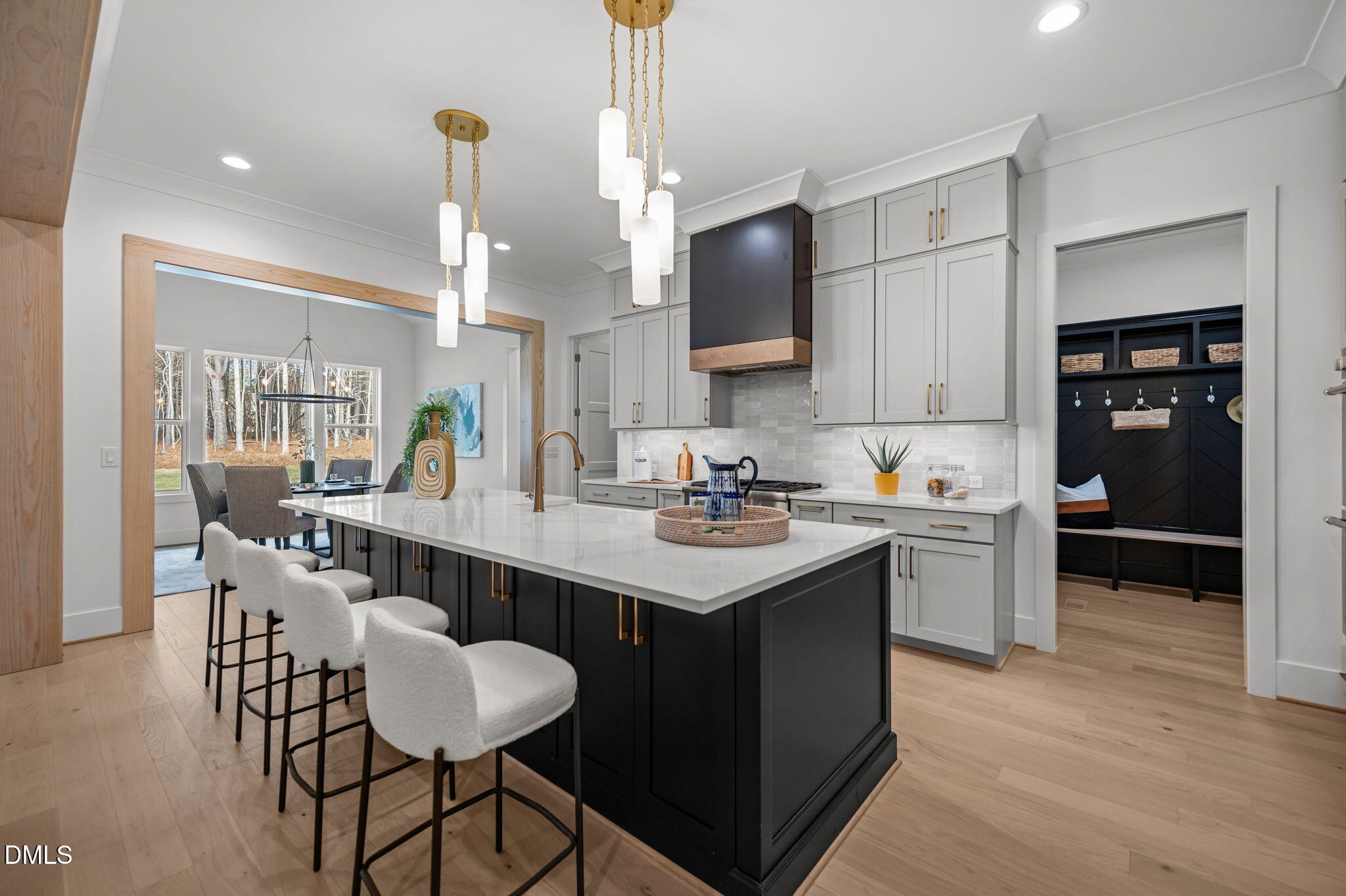 1117 Delilia Lane