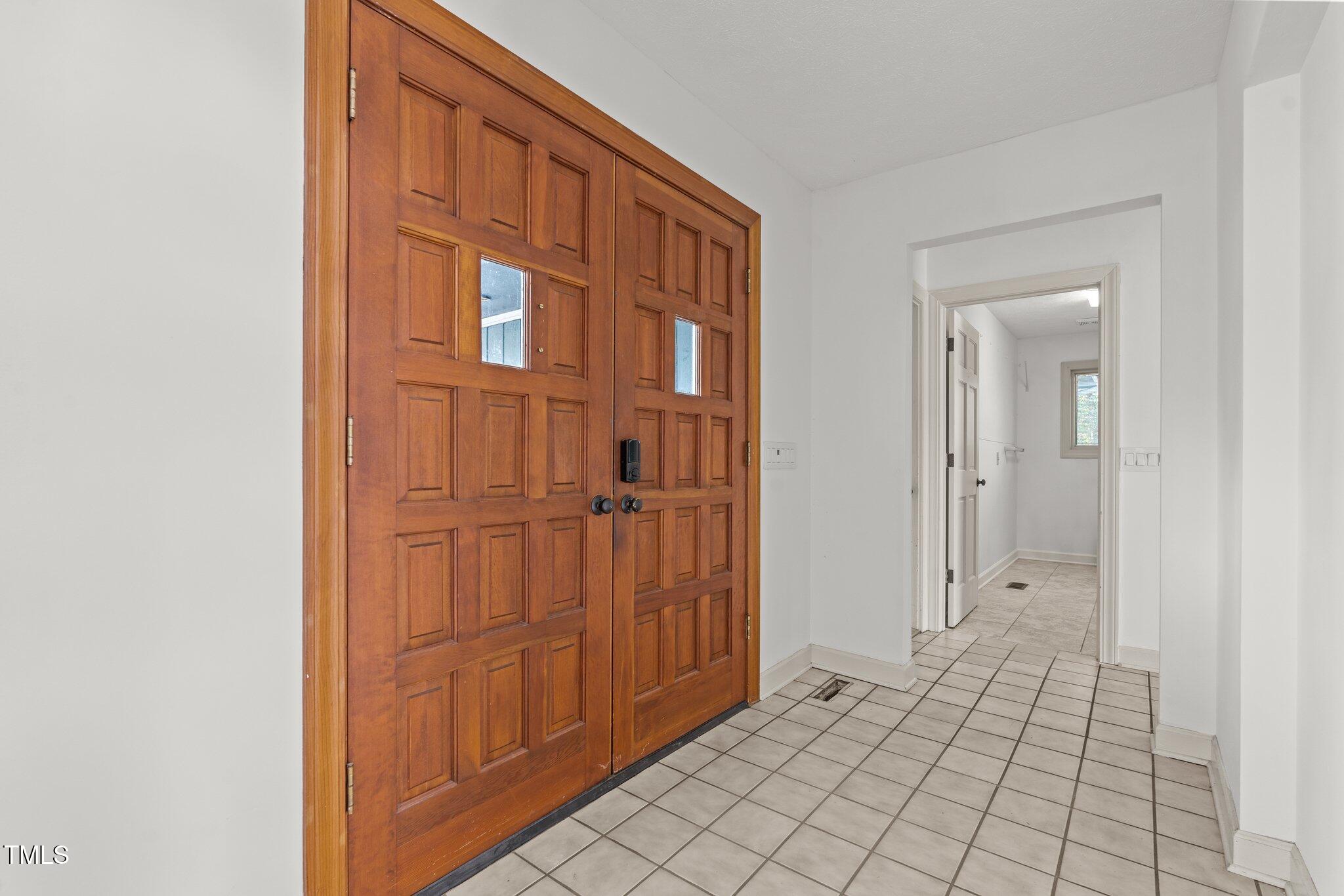 232 Lakeview Drive