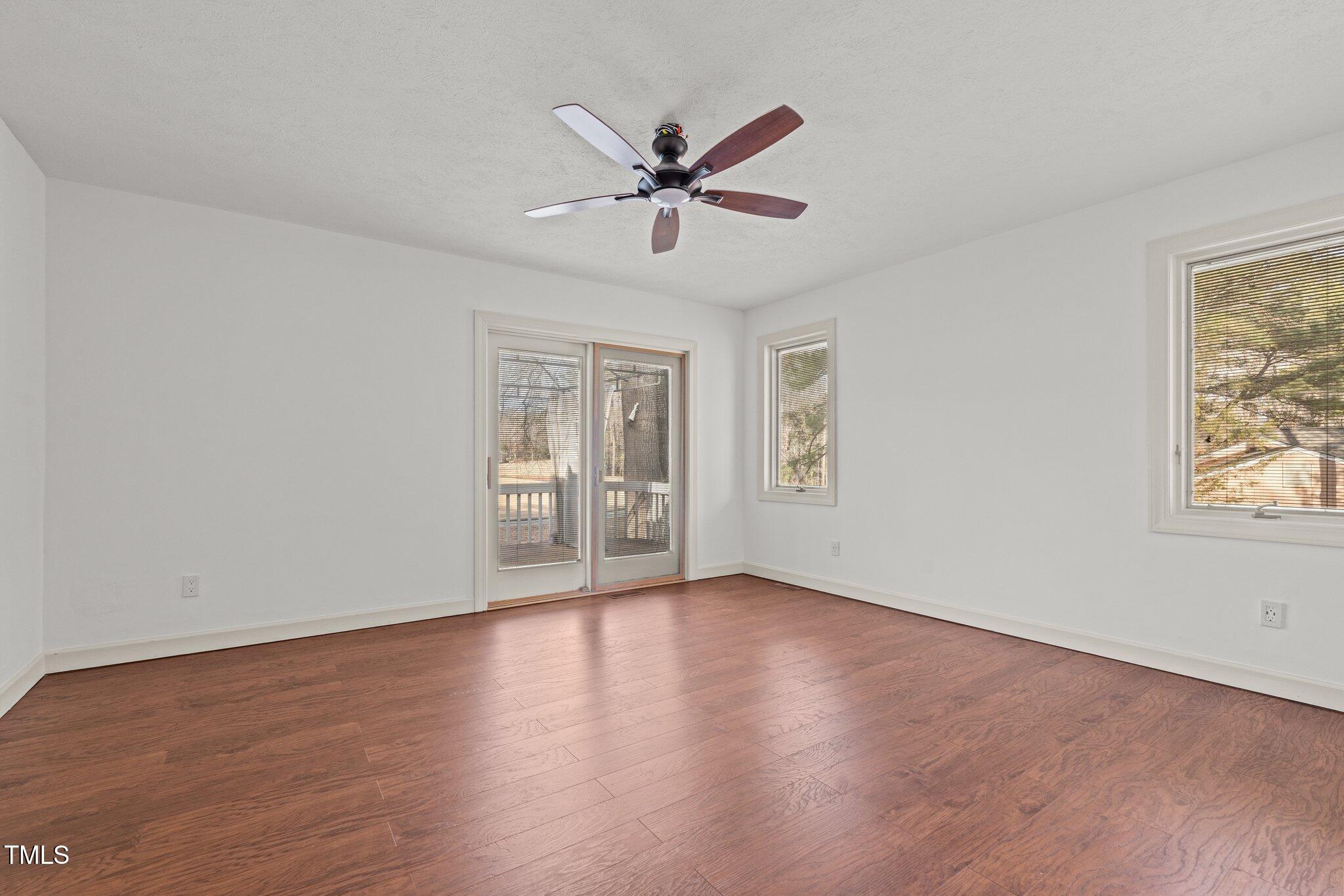 232 Lakeview Drive