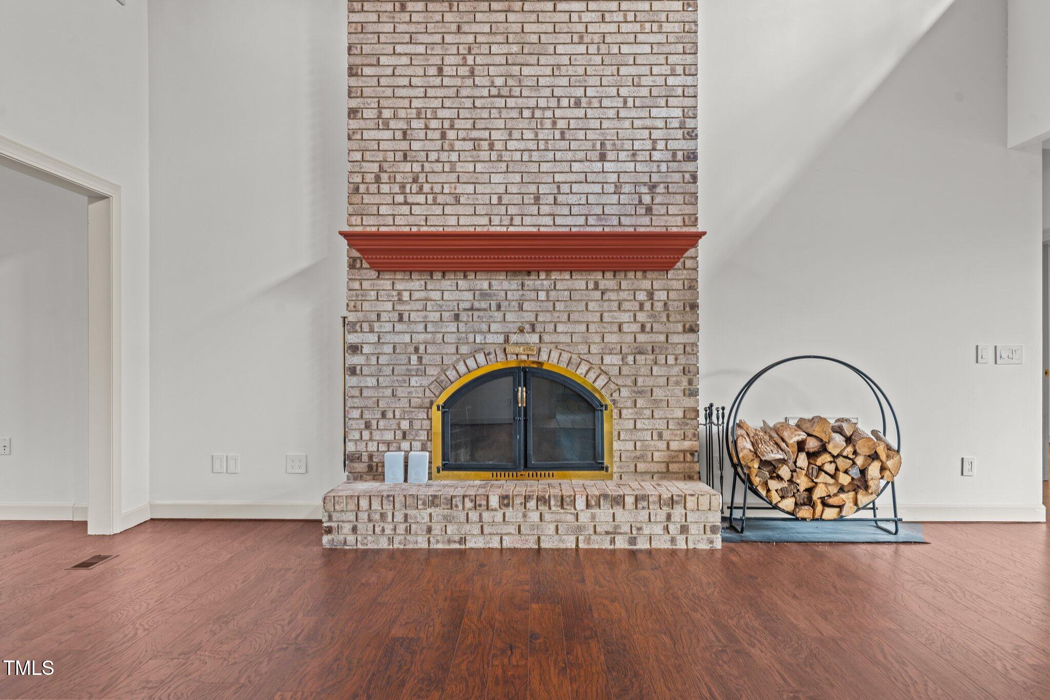 232 Lakeview Drive
