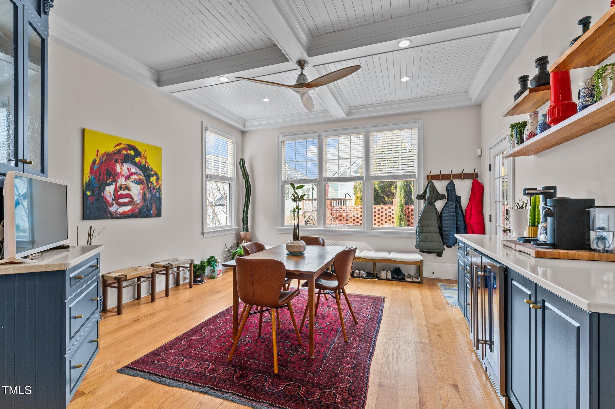 2800 Peachleaf Street