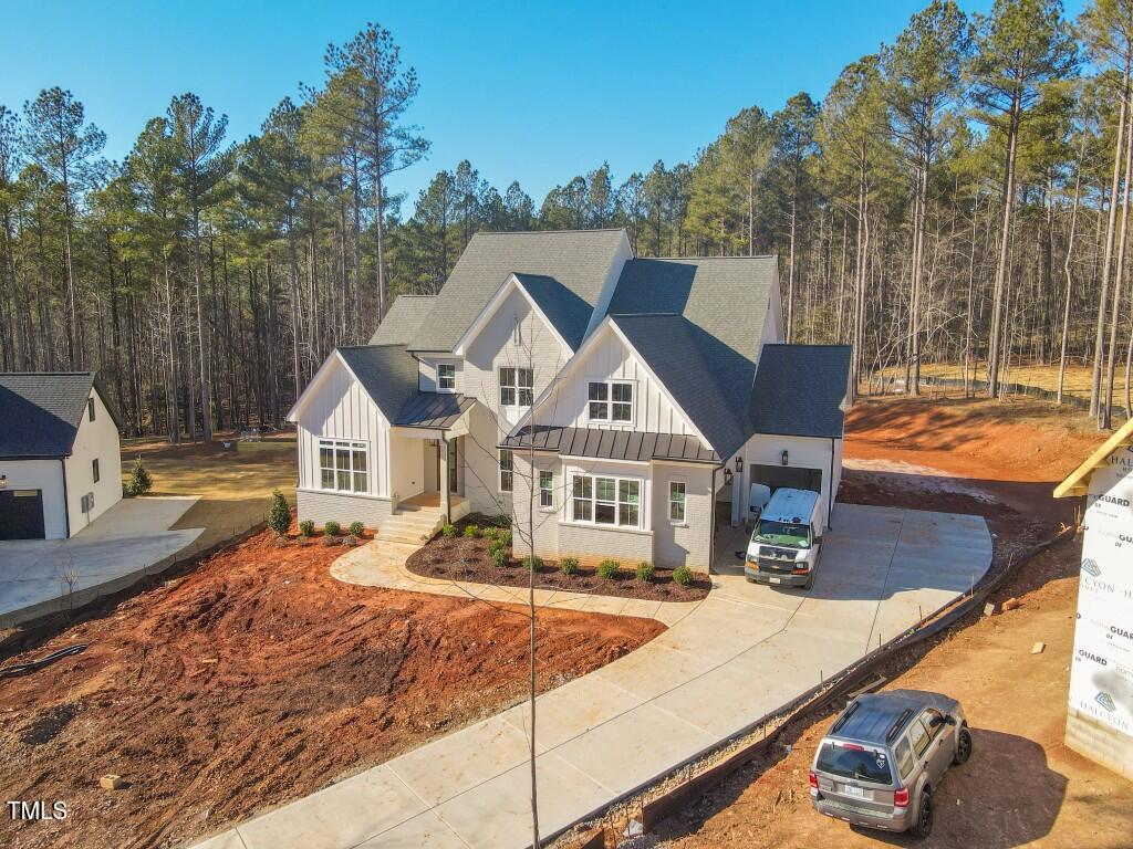 7825 Ailesbury Road