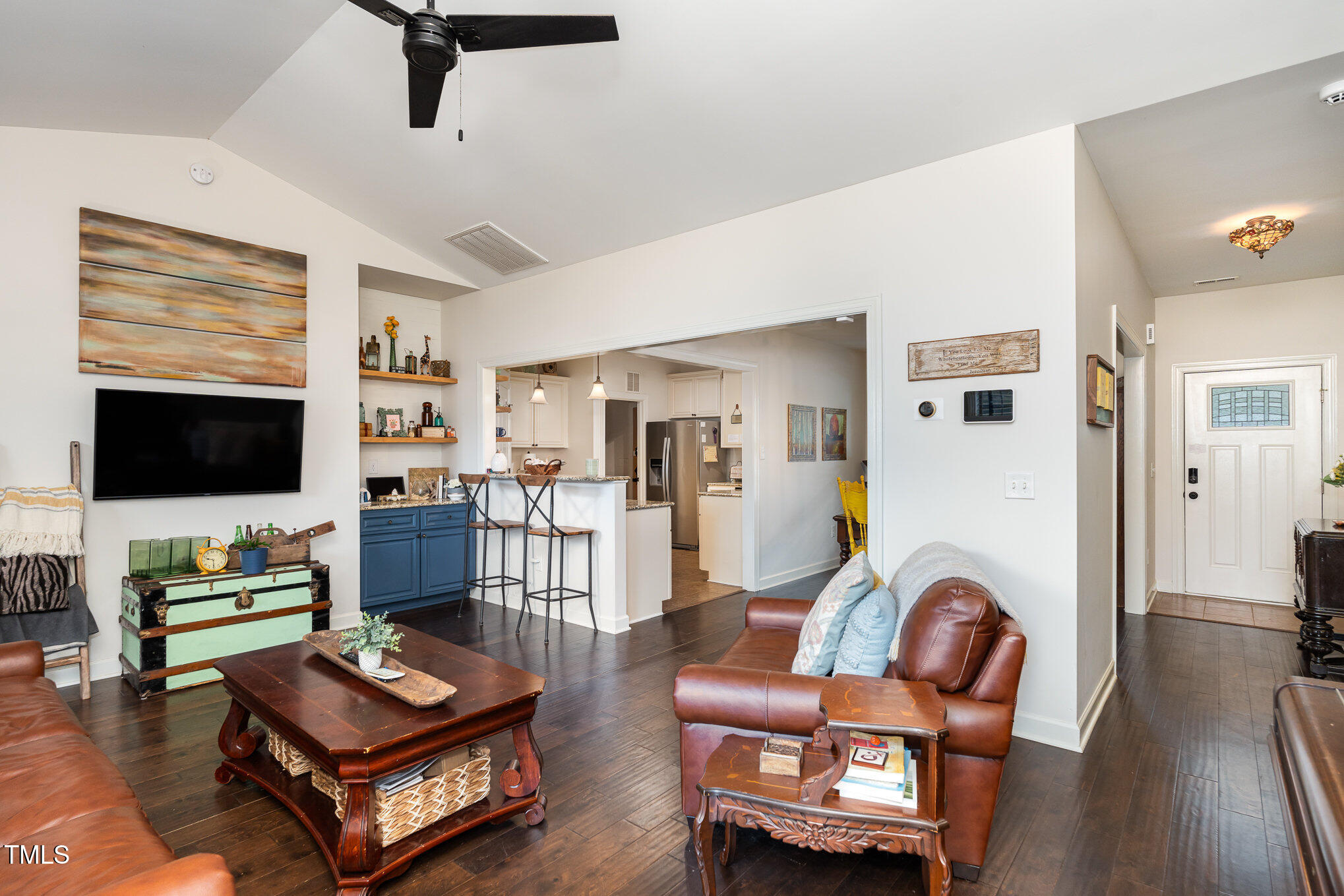 213 W Whitaker Street